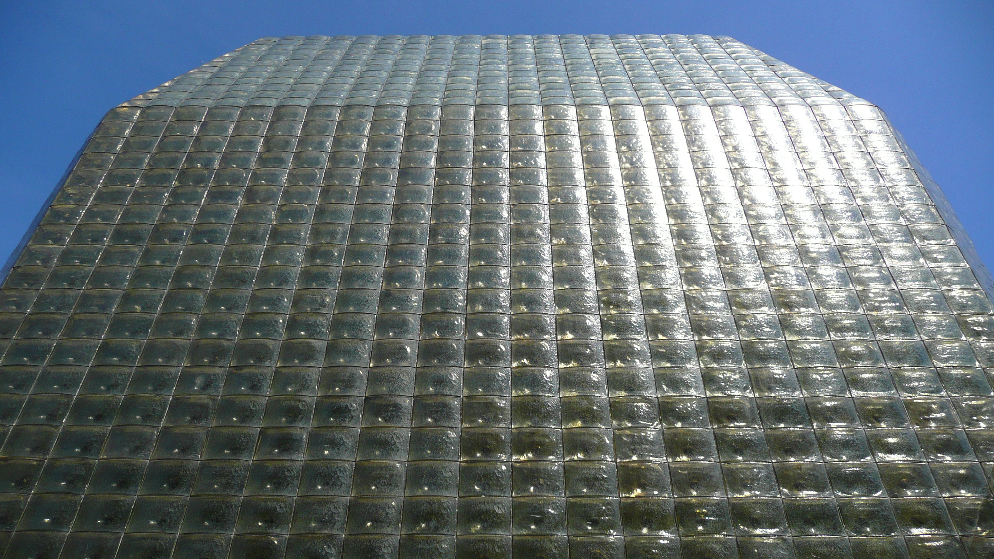 รูปถ่าย สาธารณรัฐเช็ก(Czech Republic) ปราก(Prague) นาโรดนี(Narodni) 2007-07 3