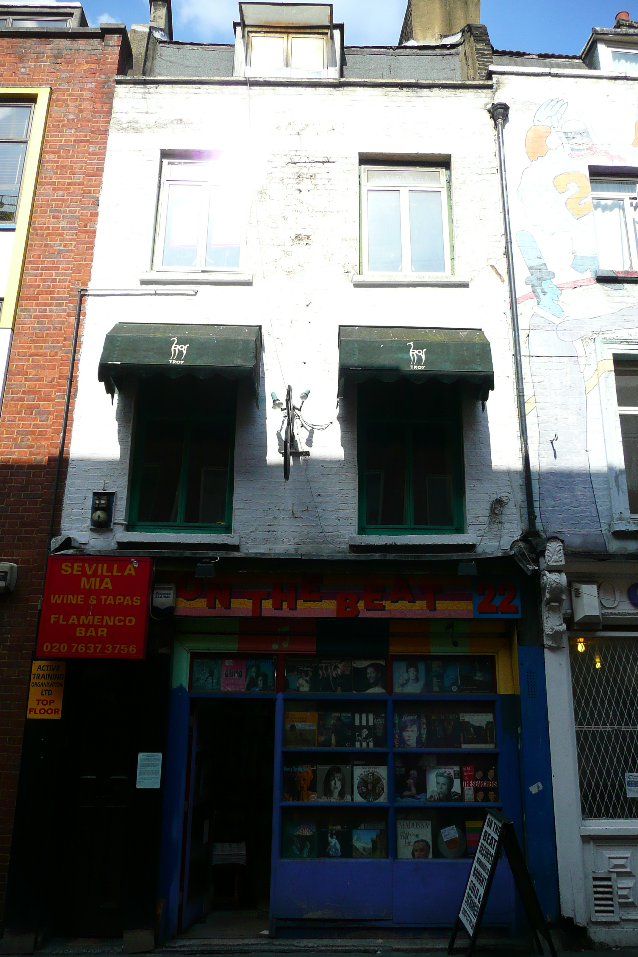 รูปถ่าย อังกฤษ(United Kingdom) ลอนดอน(London) ถนนแฮนเวย์(Hanway Street) 2007-09 3