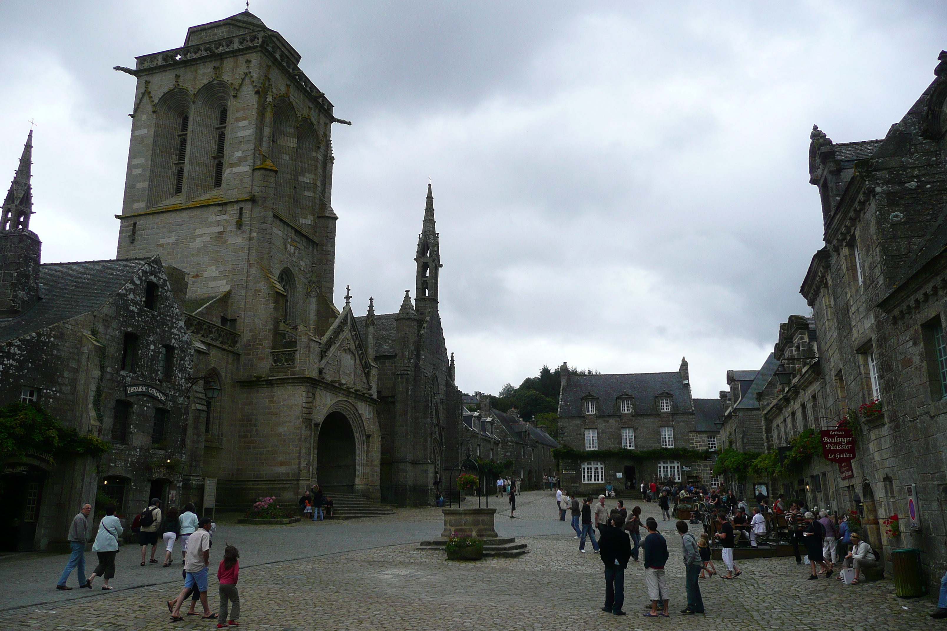 รูปถ่าย ฝรั่งเศส(France) ล็อกโรน็อง(Locronan) 2008-07 34