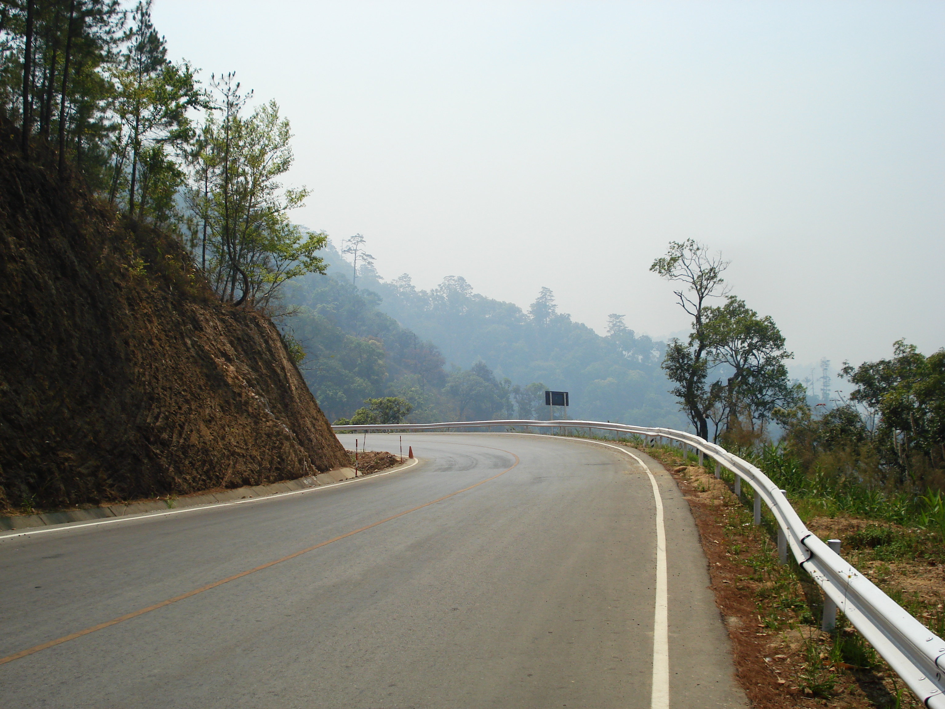 รูปถ่าย ไทย(Thailand) ถนนจากปางมะผ้าไปปาย(Pang Mapha to Pai road) 2007-02 58