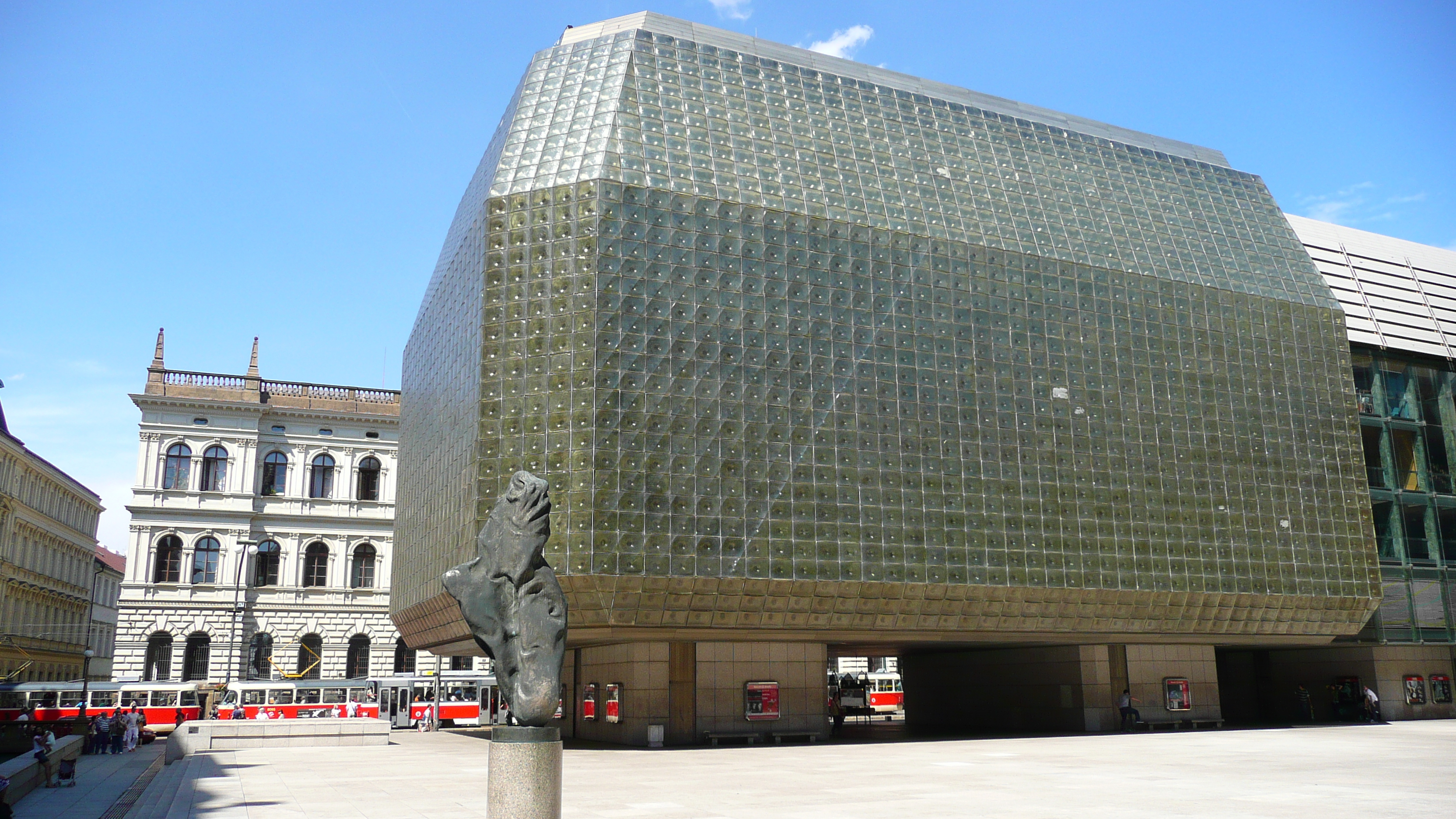 รูปถ่าย สาธารณรัฐเช็ก(Czech Republic) ปราก(Prague) นาโรดนี(Narodni) 2007-07 19