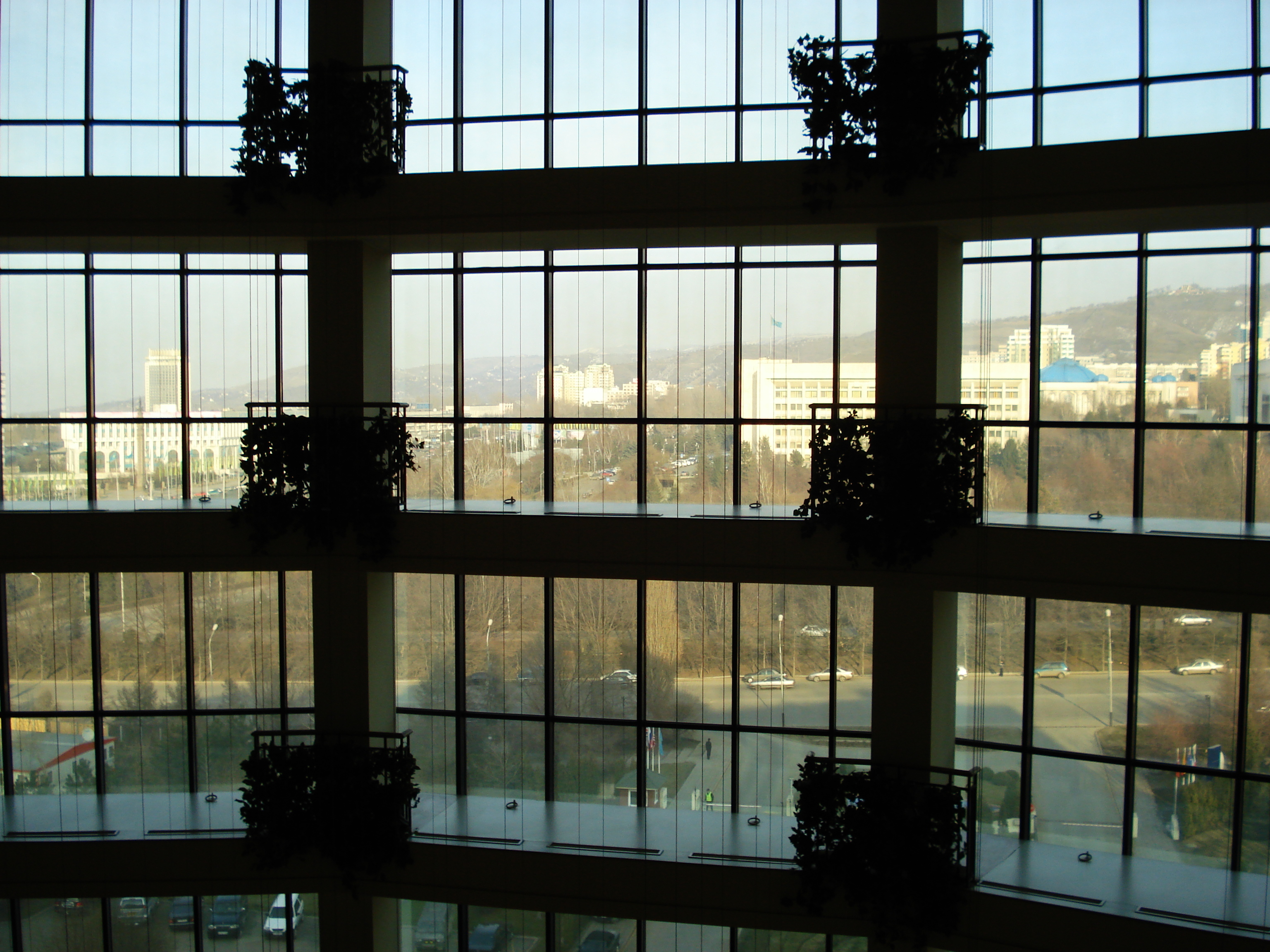 รูปถ่าย คาซัคสถาน(Kazakhstan) อัลมาตี(Almaty) โรงแรมอินเตอร์คอนติเนนตัล อัลมาตี(Intercontinental Almaty Hotel) 2007-03 13