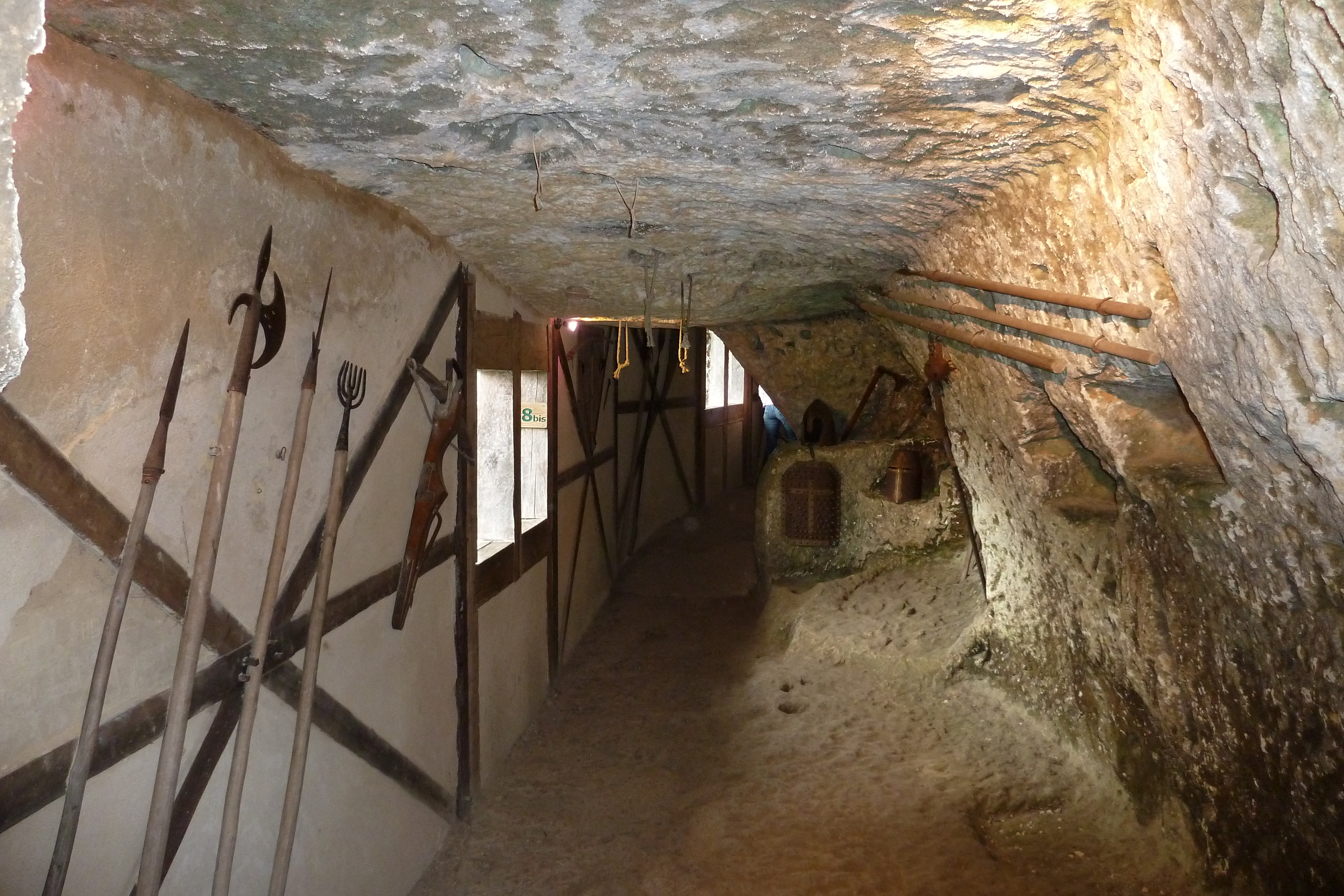 รูปถ่าย ฝรั่งเศส(France) ลาร็อกแซ็งคริสตอฟ(La Roque St Christophe) 2010-08 63