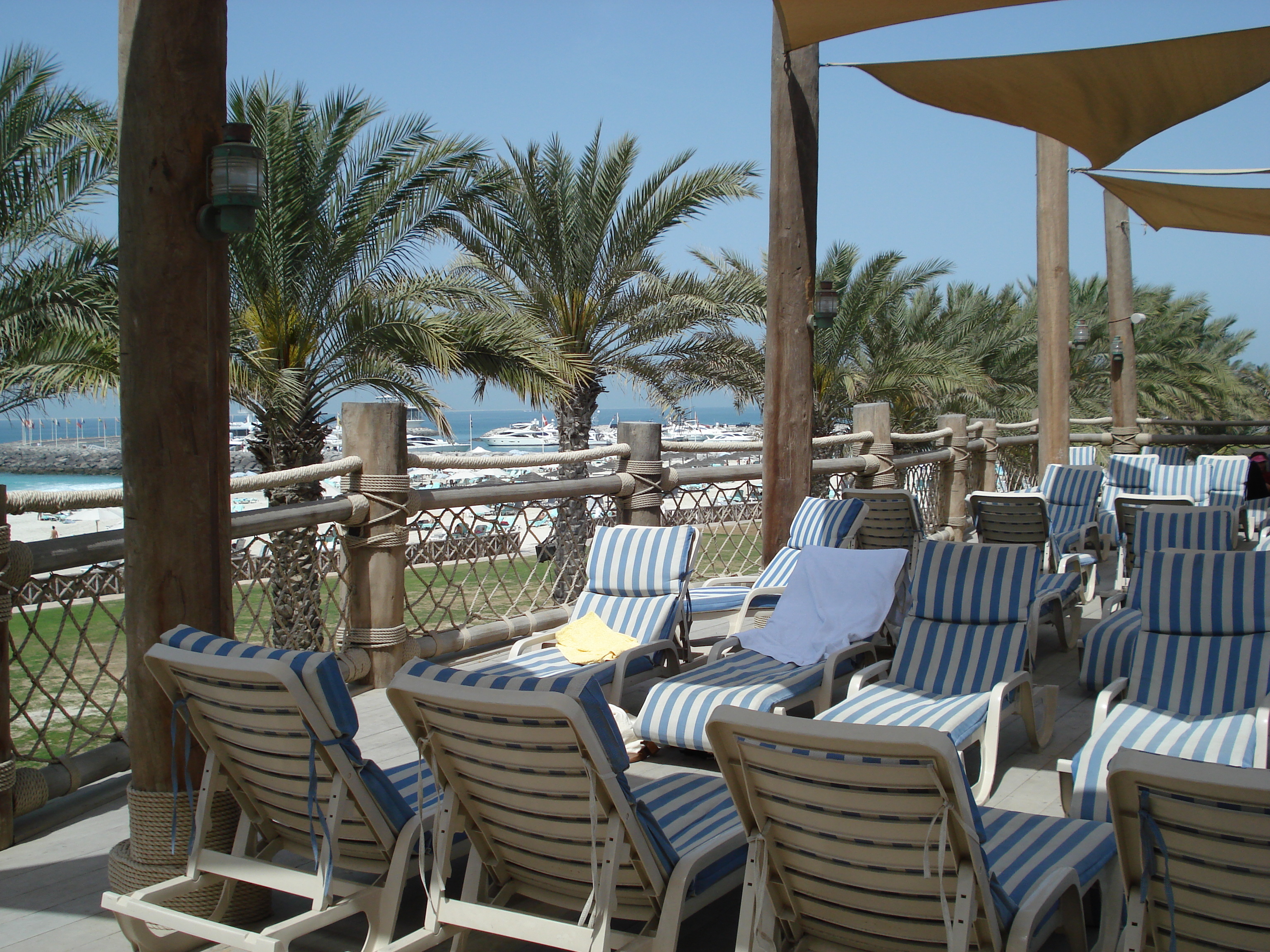 รูปถ่าย สหรัฐอาหรับเอมิเรตส์(United Arab Emirates) ดูไบ(Dubai) สวนน้ำไวลด์วาดี(Wild Wadi) 2007-03 79