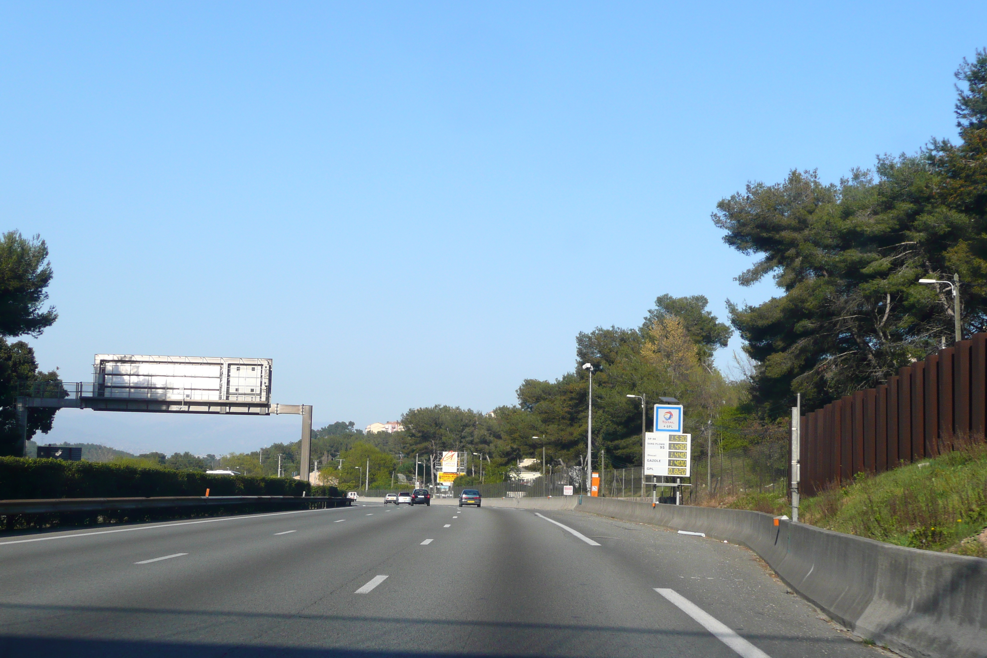 รูปถ่าย ฝรั่งเศส(France) เฟรนช์ริวิเอรา(French Riviera) ถนนจากคานส์ไปกาญ(Cannes to Cagnes road) 2008-03 35