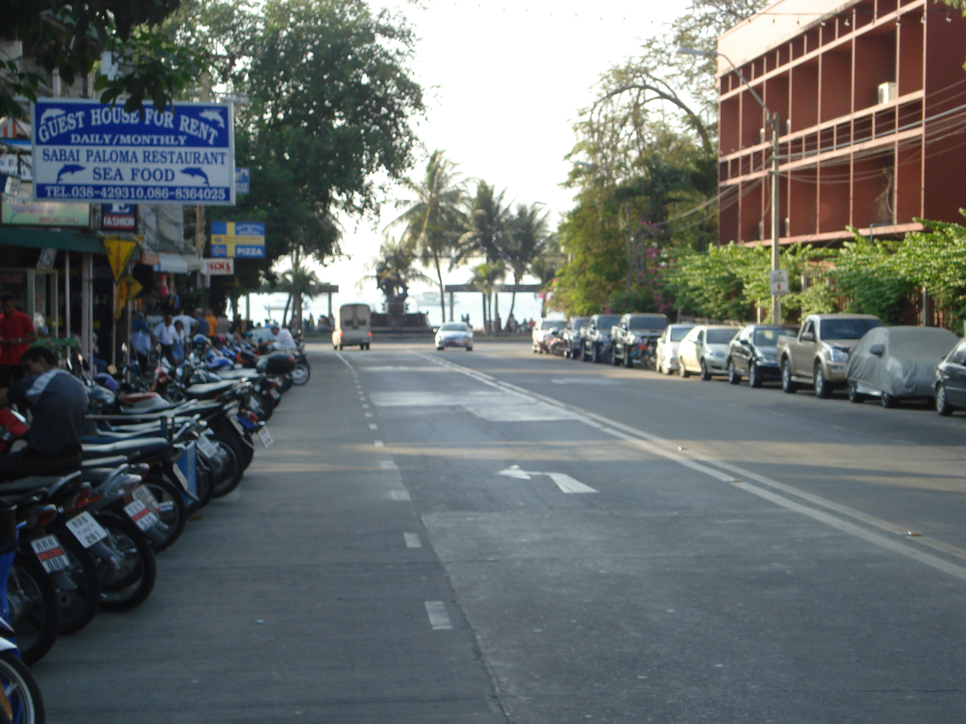 รูปถ่าย ไทย(Thailand) พัทยา(Pattaya) พัทยากลาง(Pattaya Klang) 2008-01 16