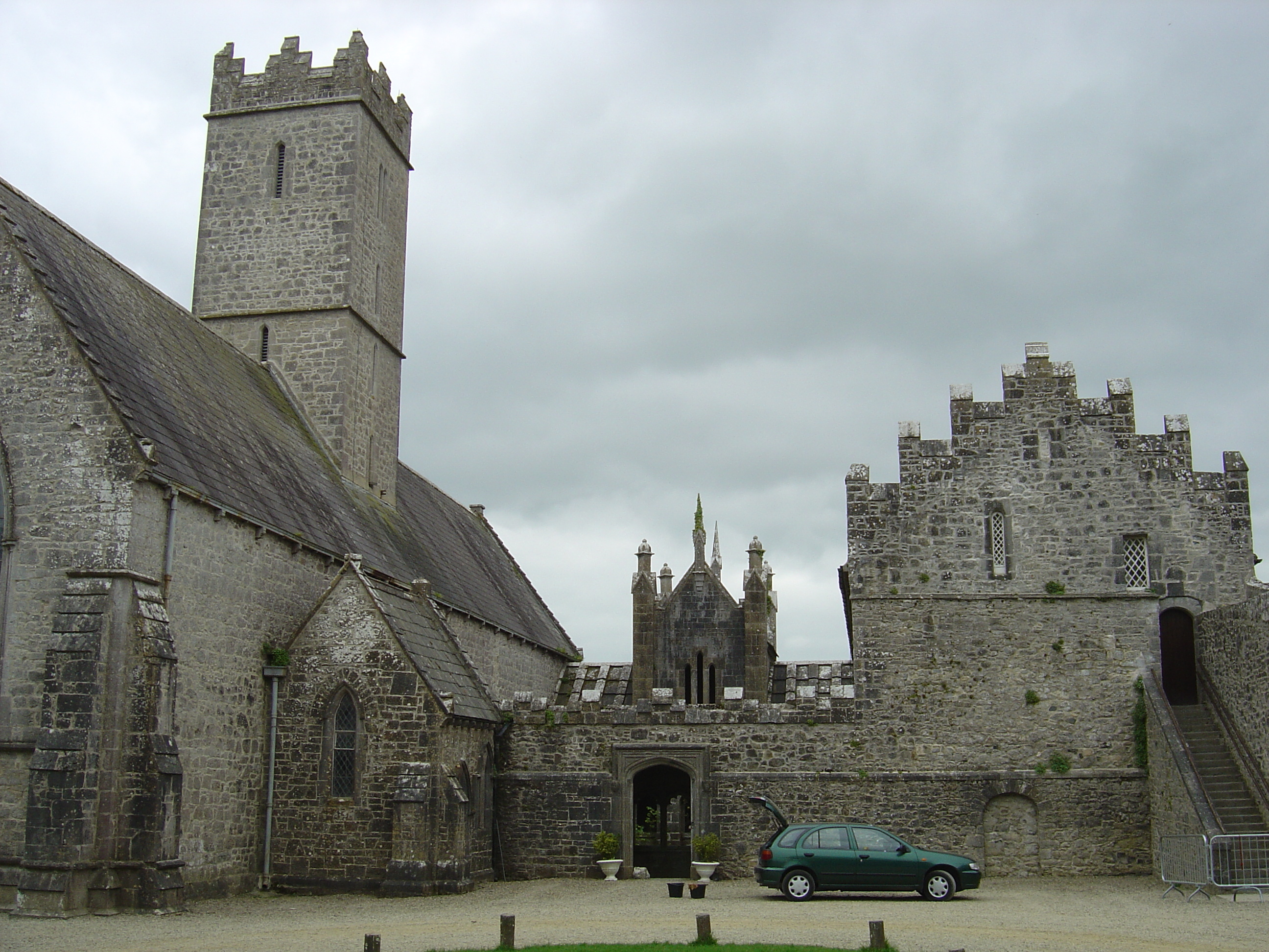รูปถ่าย ไอร์แลนด์(Ireland) เคาน์ตีลิเมอริก(Limerick County) อาแดร์(Adare) 2004-05 20