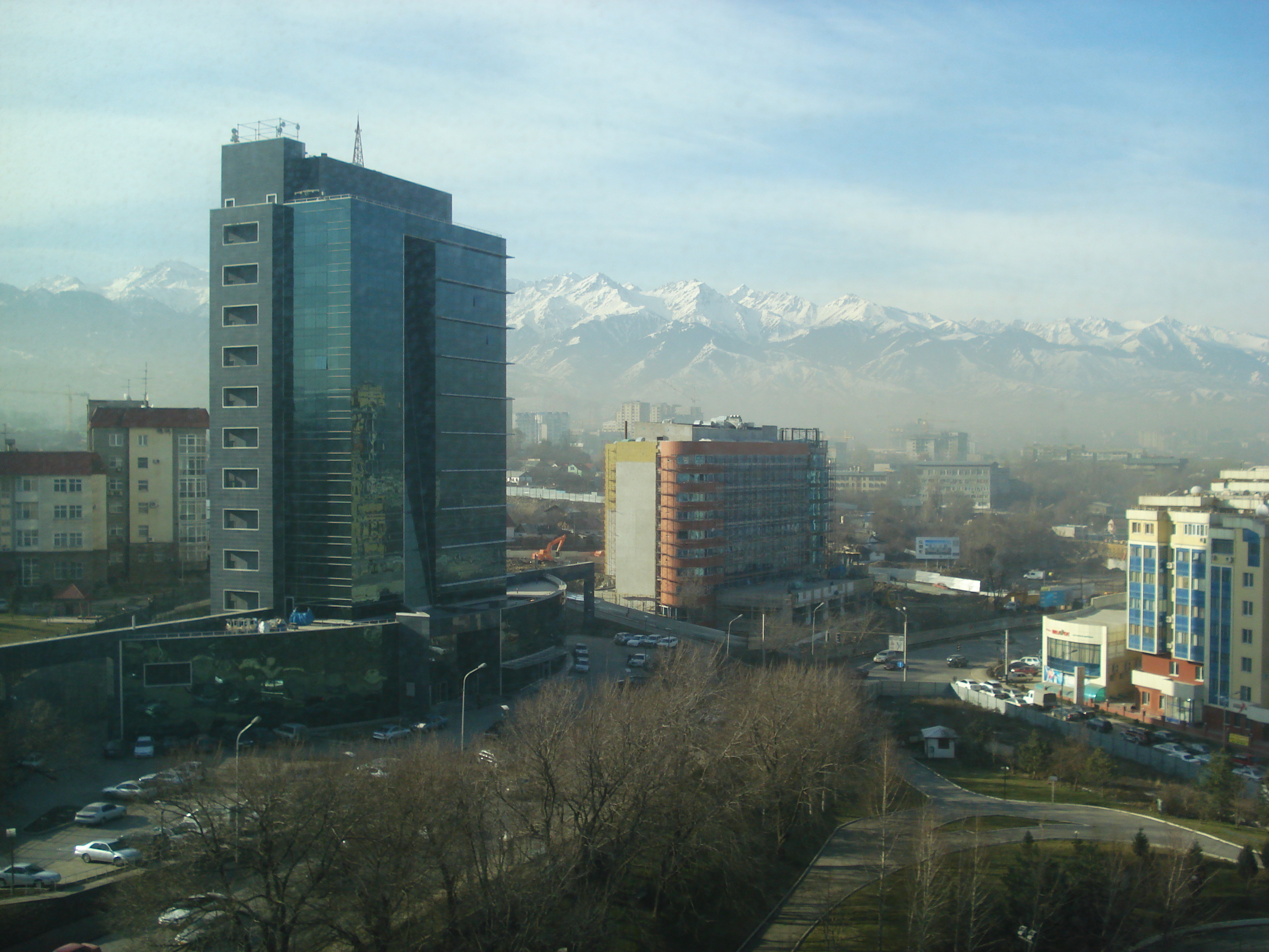 รูปถ่าย คาซัคสถาน(Kazakhstan) อัลมาตี(Almaty) โรงแรมอินเตอร์คอนติเนนตัล อัลมาตี(Intercontinental Almaty Hotel) 2007-03 28