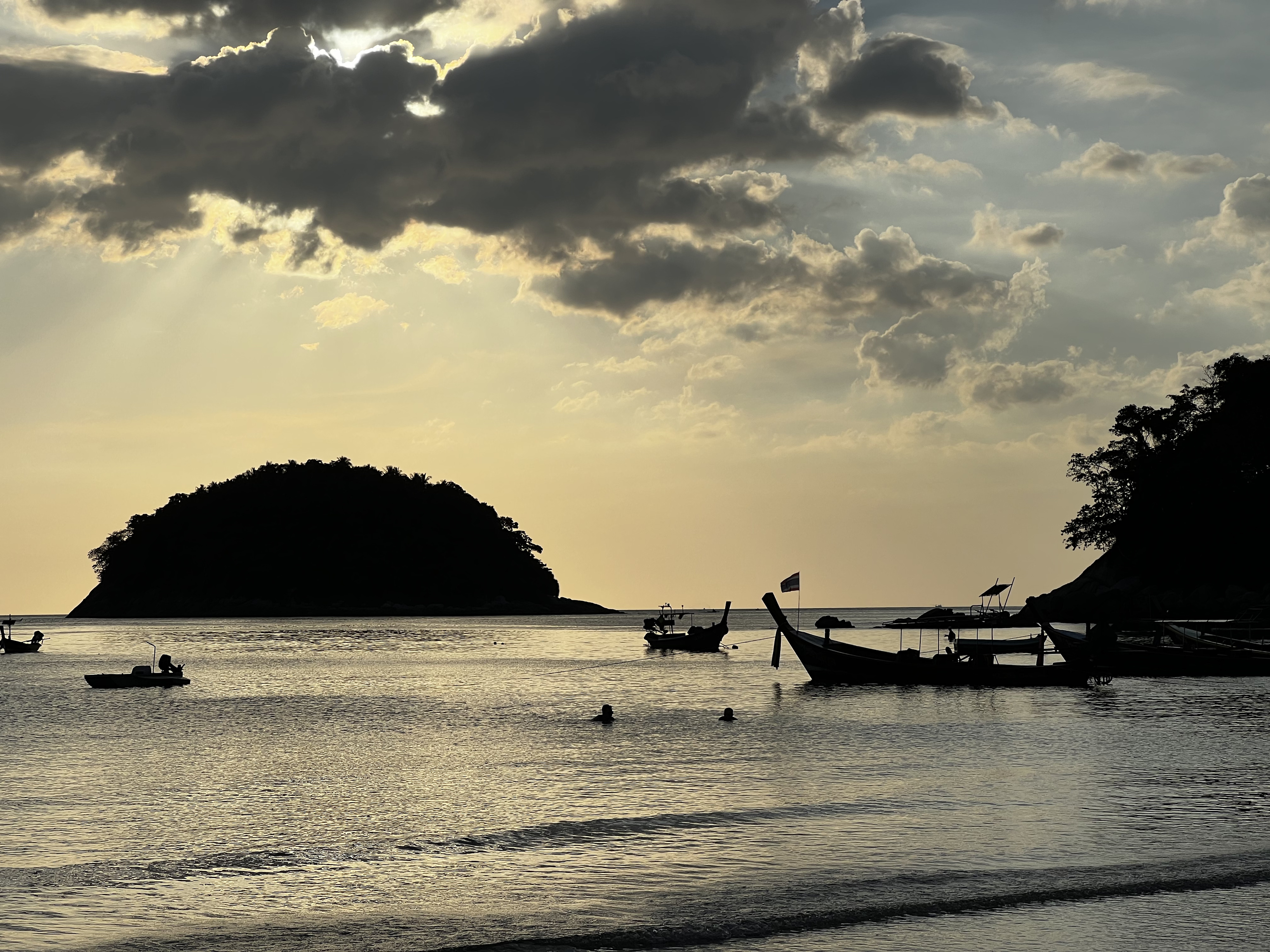 รูปถ่าย ไทย(Thailand) ภูเก็ต(Phuket) หาดกะตะ(Kata Beach) 2021-12 65