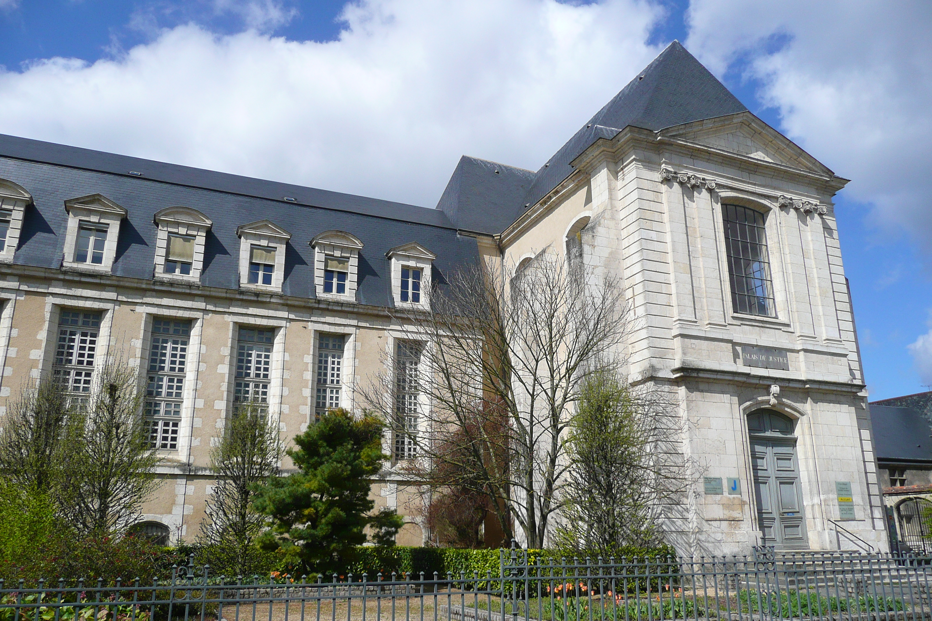 รูปถ่าย ฝรั่งเศส(France) บูร์ฌ(Bourges) 2008-04 25