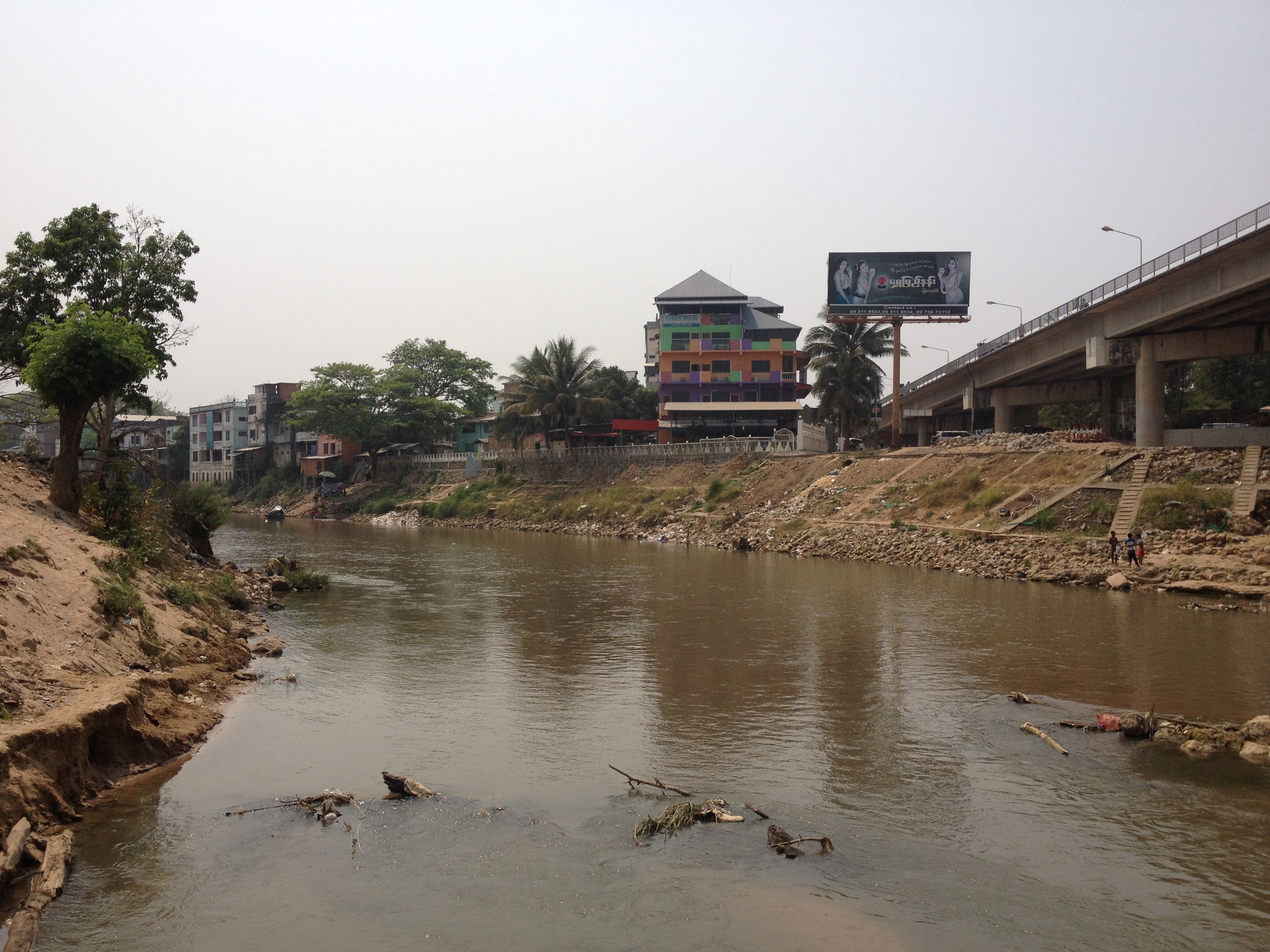 รูปถ่าย ไทย(Thailand) แม่สอด(Mae Sot) 2014-02 18