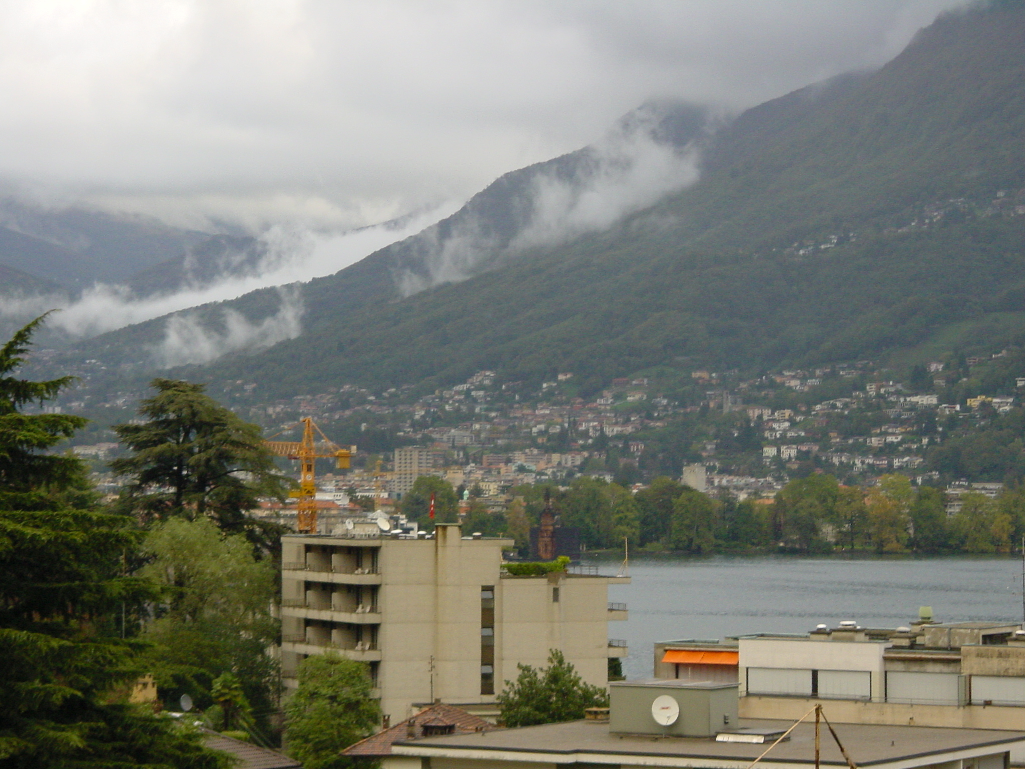 รูปถ่าย สวิสเซอร์แลนด์(Switzerland) ลูกาโน(Lugano) 2001-10 32
