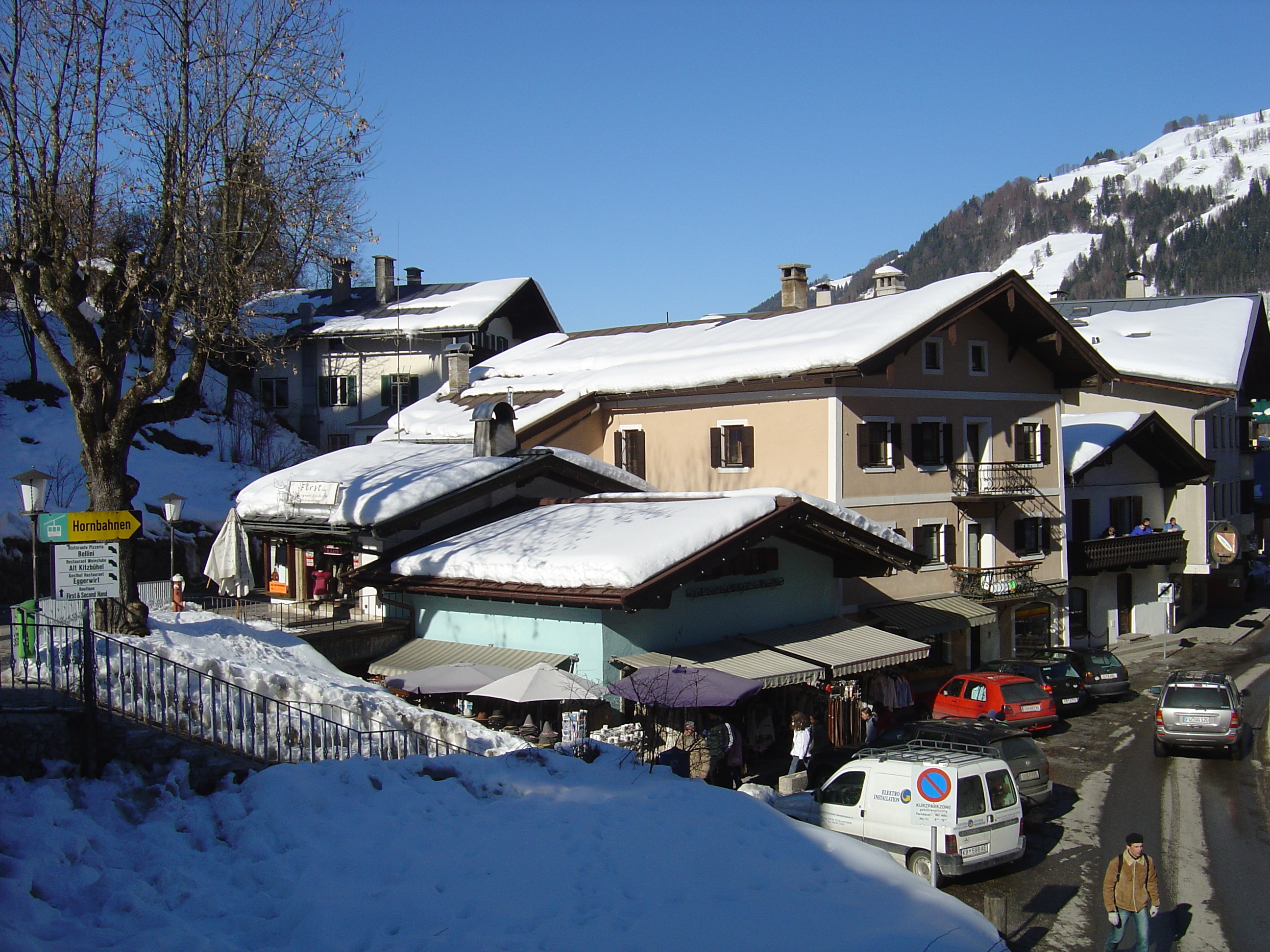 รูปถ่าย ออสเตรีย(Austria) คิทซ์บูเฮล(Kitzbuhel) 2005-03 15