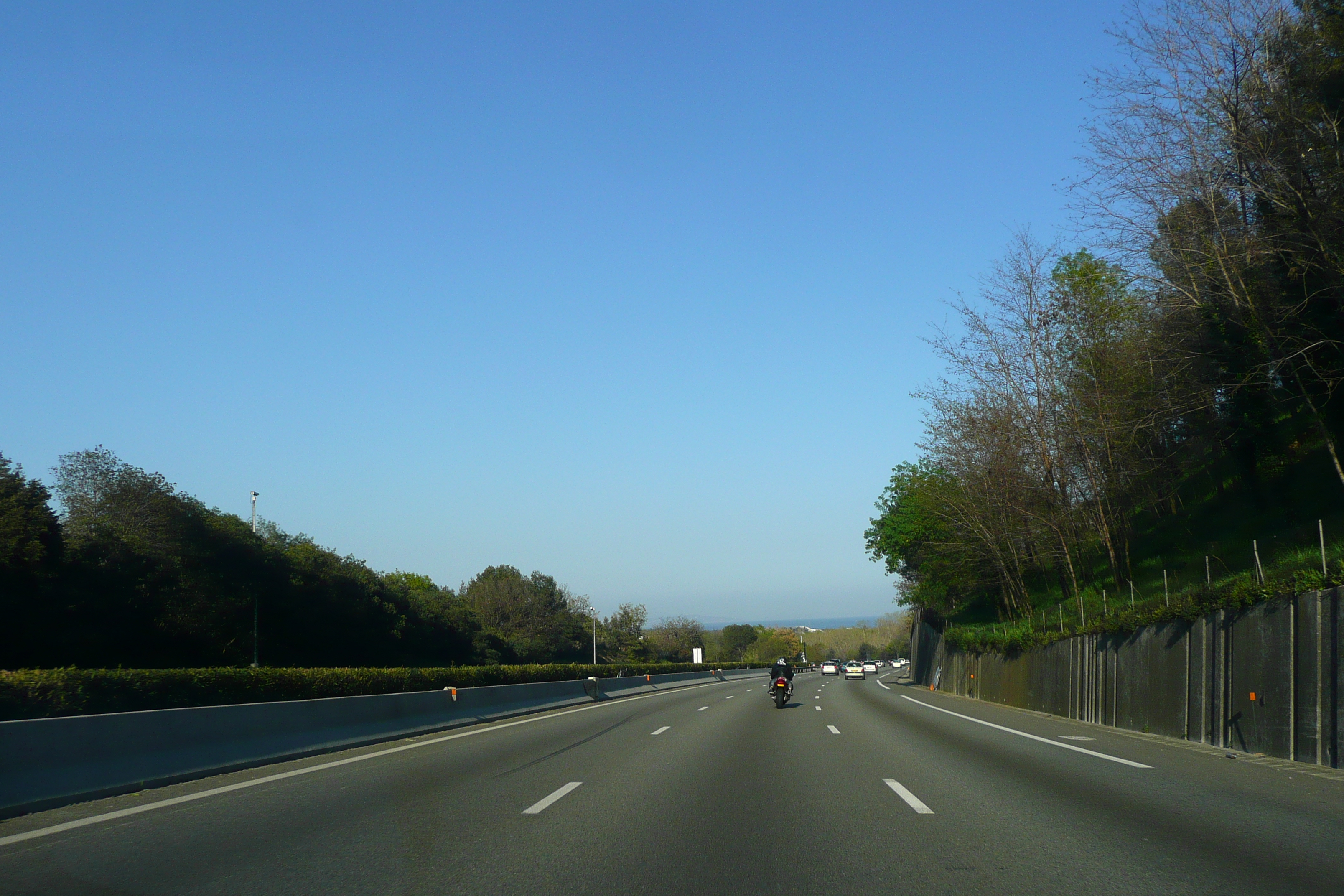 รูปถ่าย ฝรั่งเศส(France) เฟรนช์ริวิเอรา(French Riviera) ถนนจากคานส์ไปกาญ(Cannes to Cagnes road) 2008-03 25