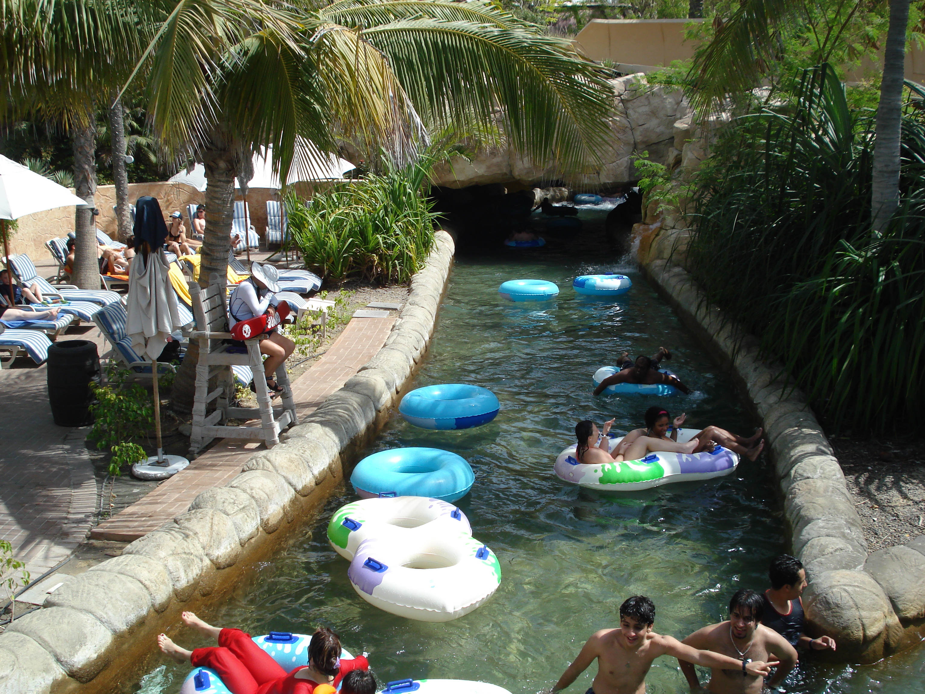 รูปถ่าย สหรัฐอาหรับเอมิเรตส์(United Arab Emirates) ดูไบ(Dubai) สวนน้ำไวลด์วาดี(Wild Wadi) 2007-03 164