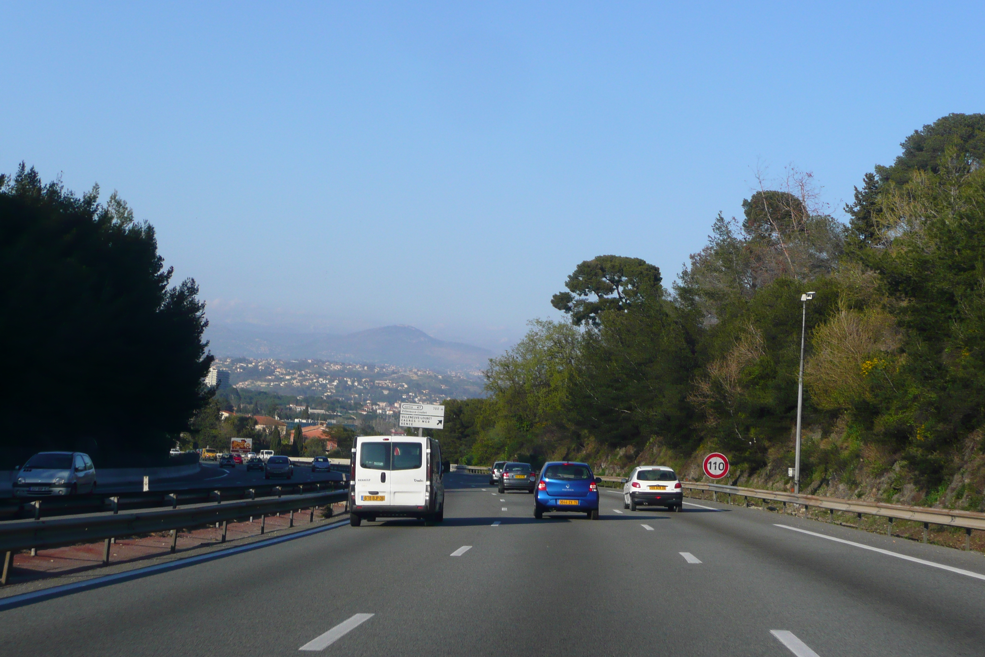 รูปถ่าย ฝรั่งเศส(France) เฟรนช์ริวิเอรา(French Riviera) ถนนจากคานส์ไปกาญ(Cannes to Cagnes road) 2008-03 2