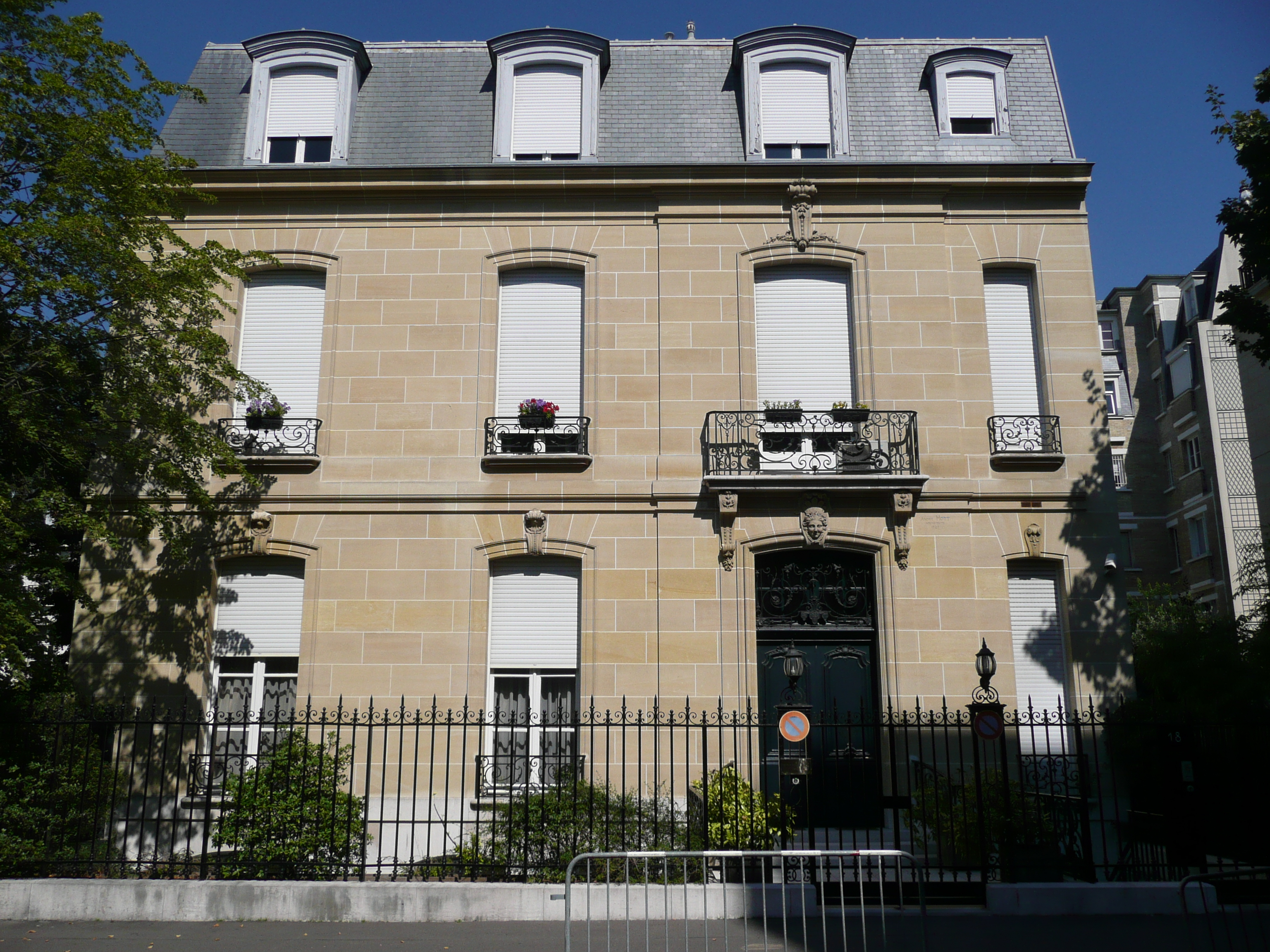 รูปถ่าย ฝรั่งเศส(France) ปารีส(Paris) คุ้มที่ 16(16th Arrondissement) ถนนอัลเบริก-มาญาร์(Rue Alberic Magnard) 2007-08 19