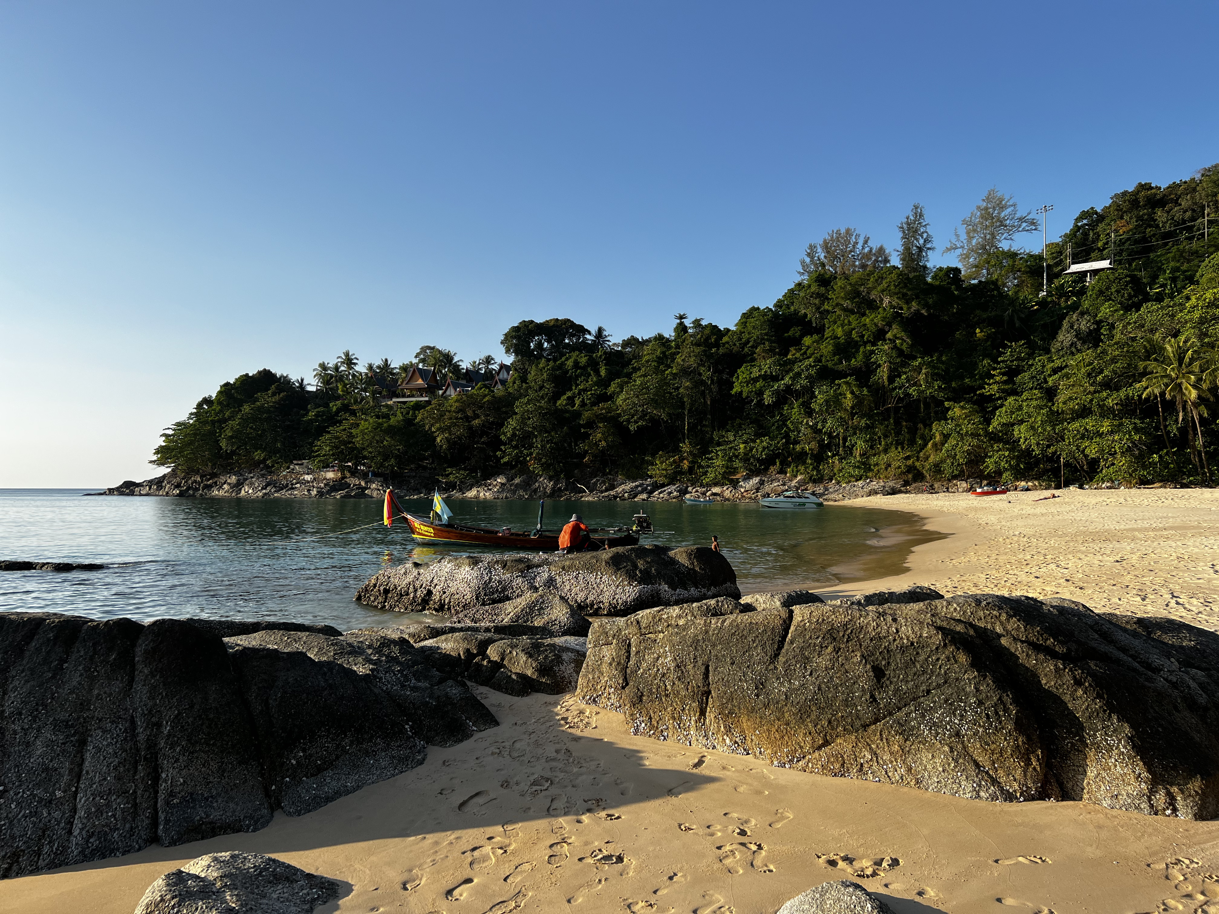 รูปถ่าย ไทย(Thailand) ภูเก็ต(Phuket) หาดแหลมสิงห์(Laem Sing Beach) 2021-12 23