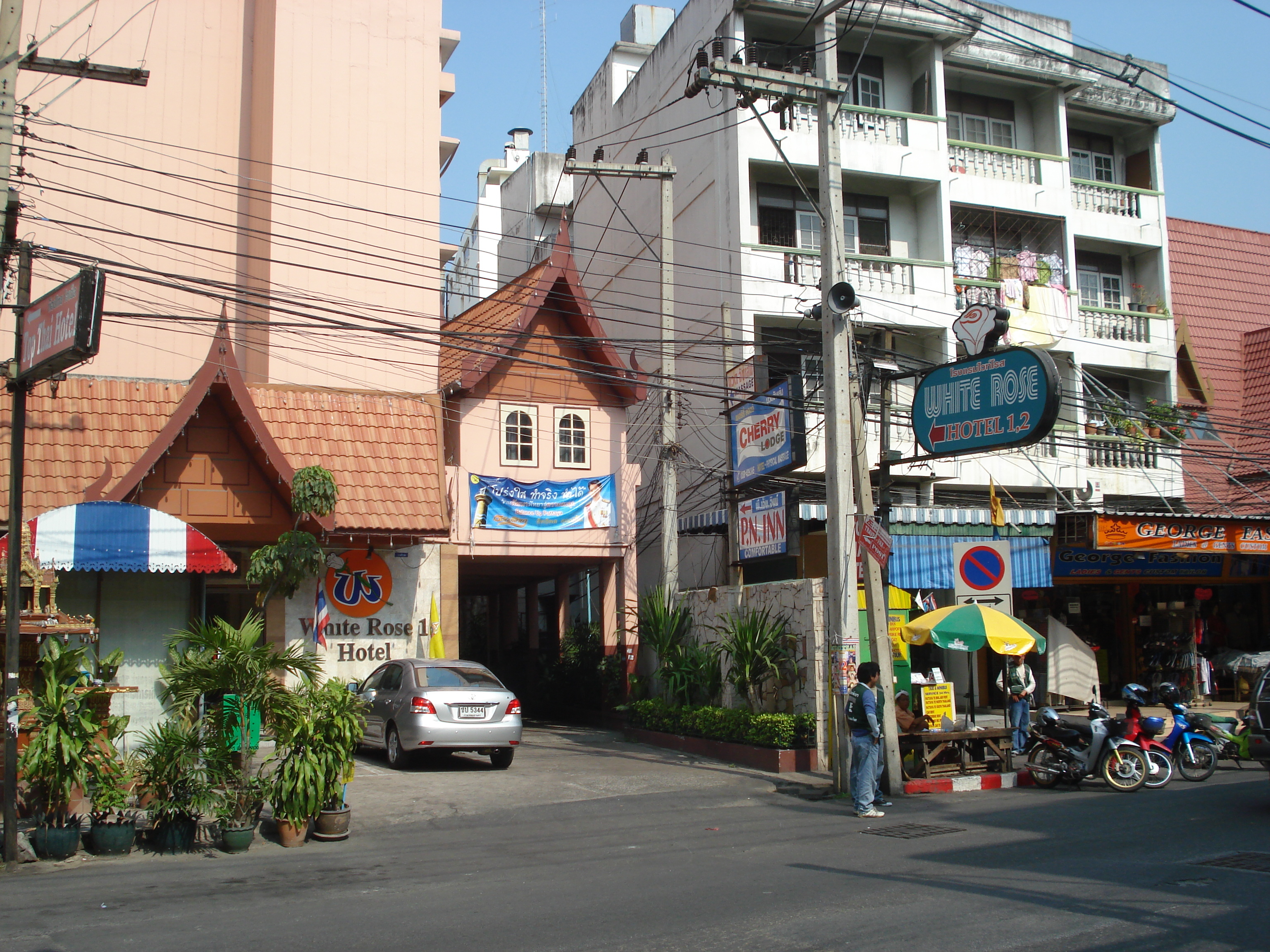 รูปถ่าย ไทย(Thailand) พัทยา(Pattaya) ถนนพัทยาสาย 2(Pattaya 2nd road) 2008-01 49