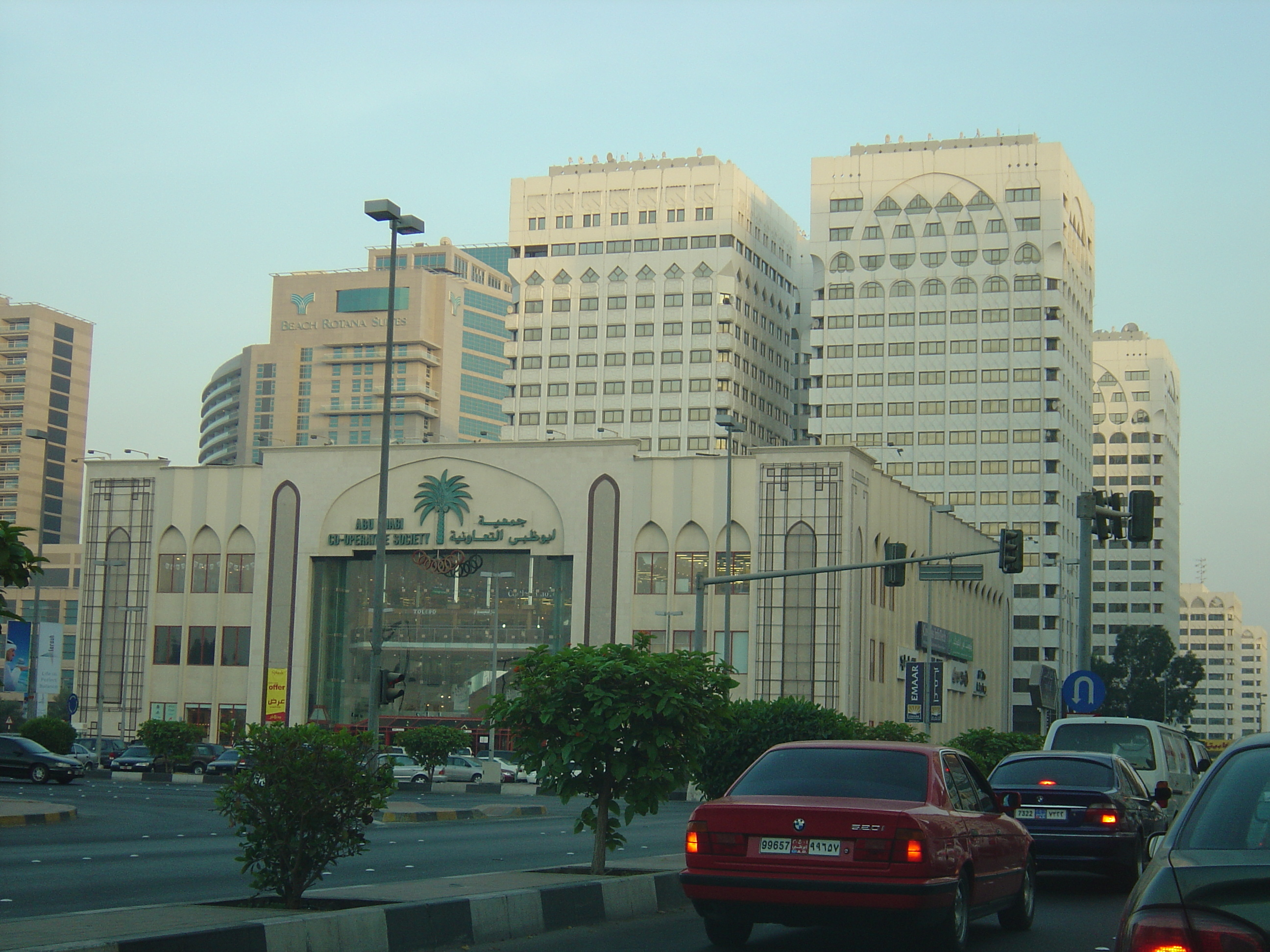 รูปถ่าย สหรัฐอาหรับเอมิเรตส์(United Arab Emirates) อาบูดาบี(Abu Dhabi) 2005-09 22