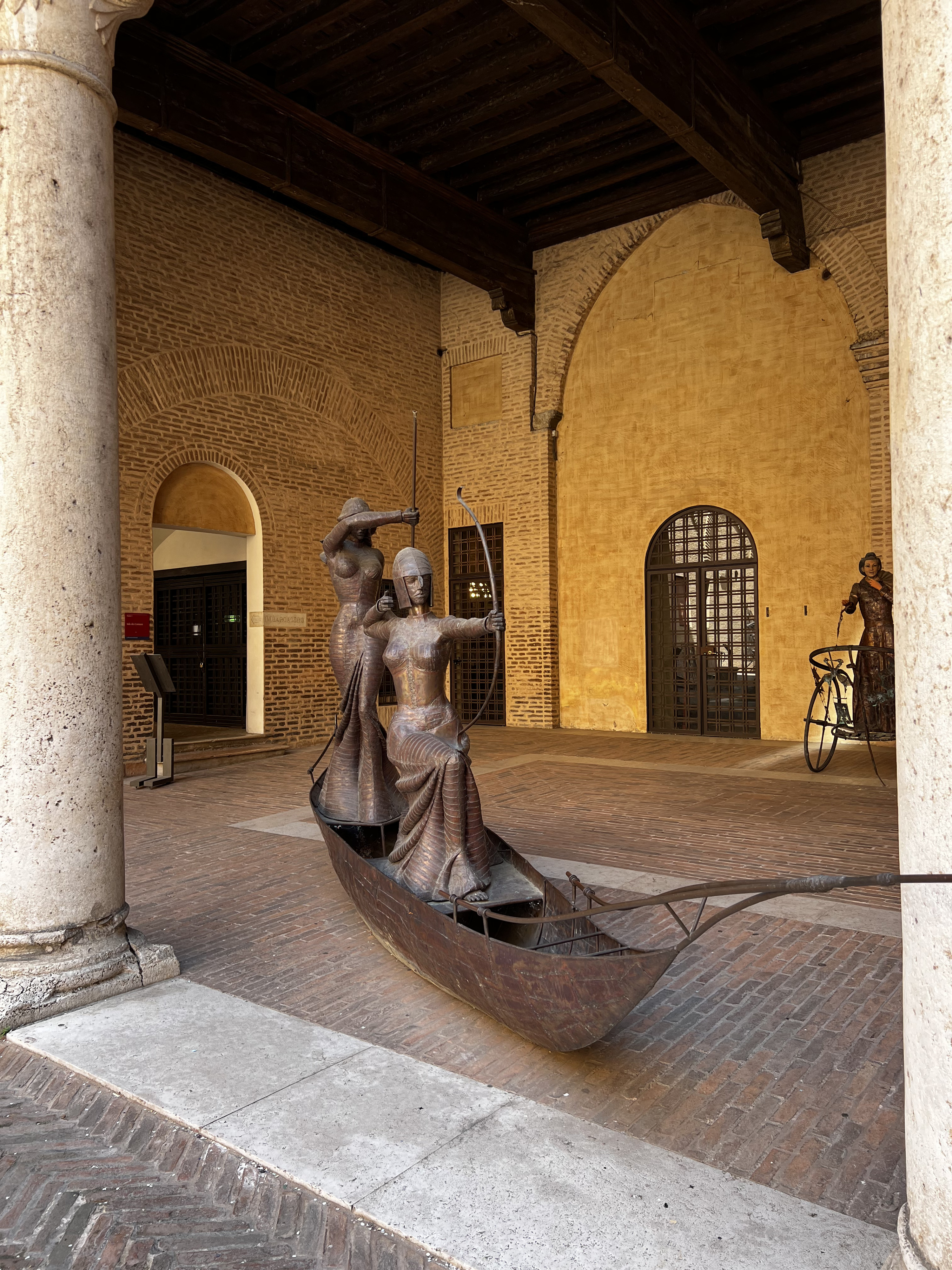 รูปถ่าย อิตาลี(Italy) แฟร์รารา(Ferrara) 2022-05 23