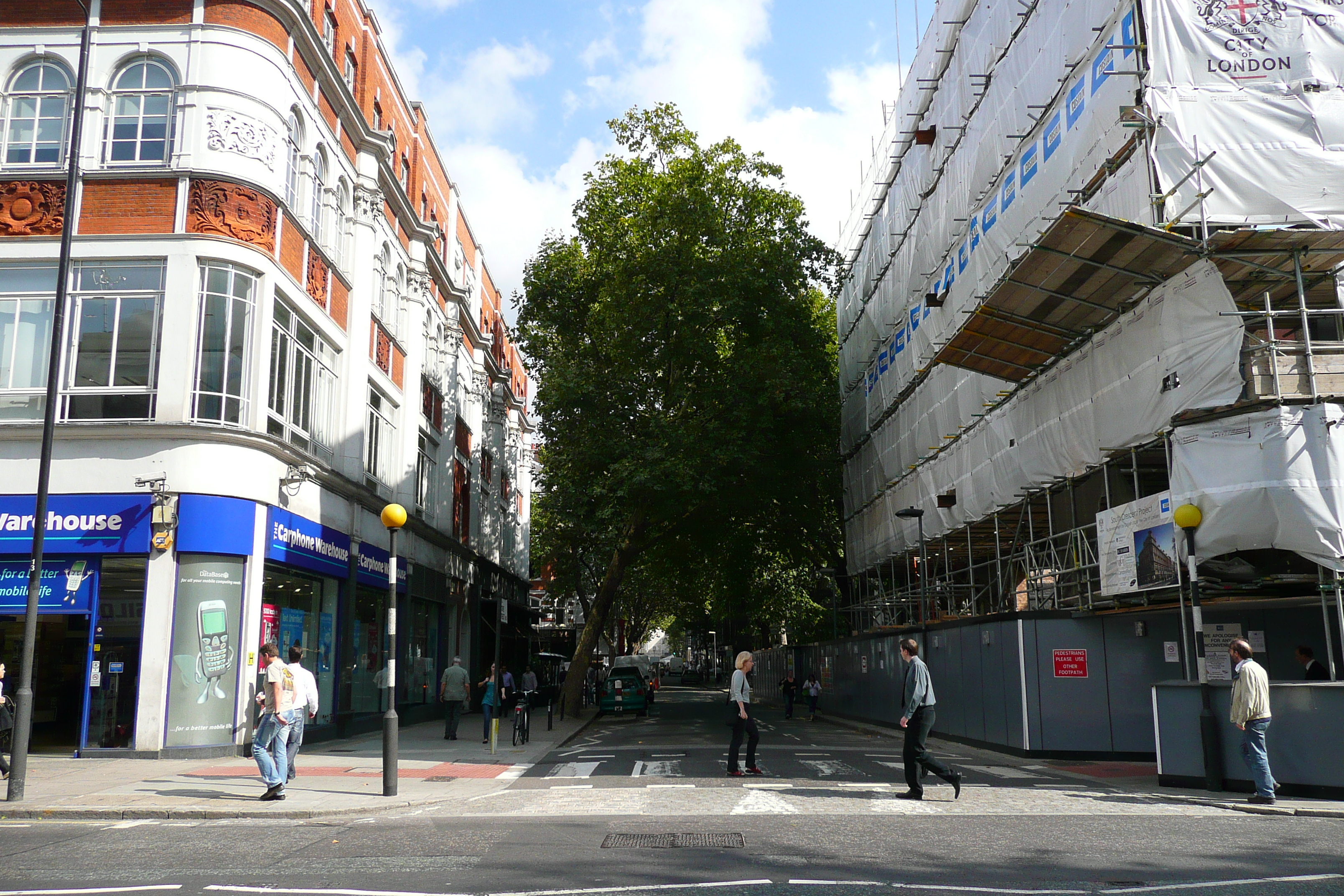 รูปถ่าย อังกฤษ(United Kingdom) ลอนดอน(London) ถนนท็อตแนมคอร์ต(Tottenham Court Road) 2007-09 66