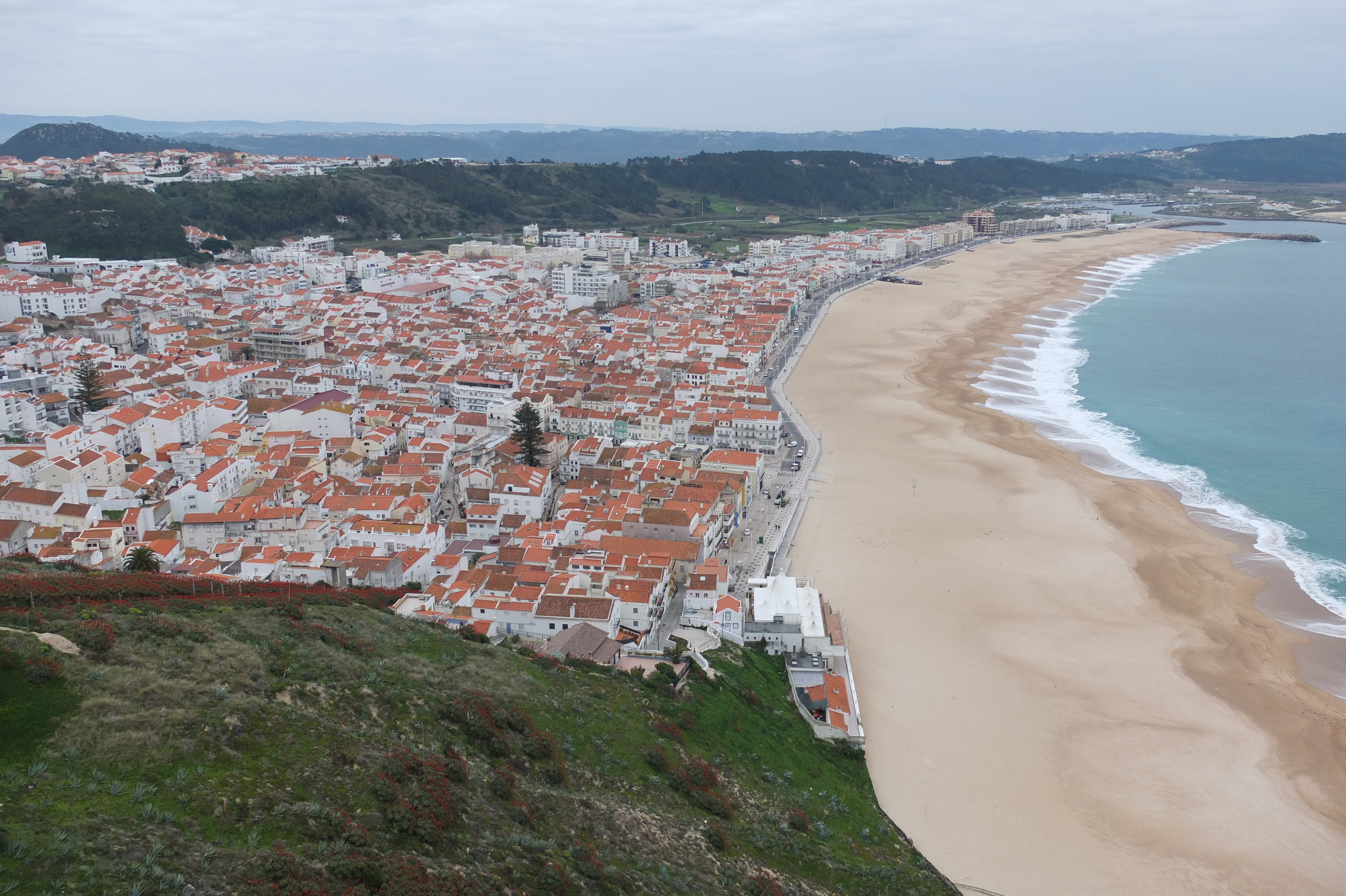 รูปถ่าย โปรตุเกส(Portugal) นาซาเร(Nazare) 2013-01 3