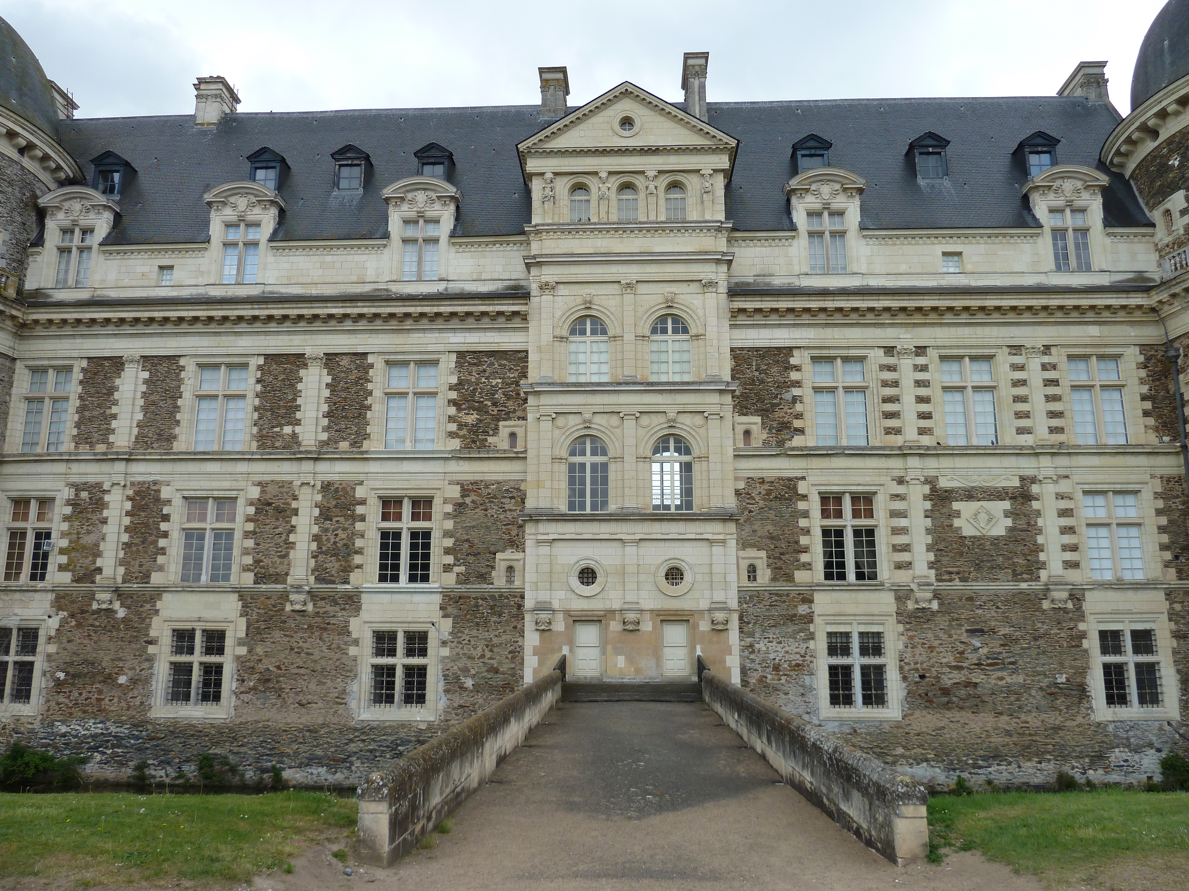 รูปถ่าย ฝรั่งเศส(France) ปราสาทแซร็อง(Serrant castle) 2010-04 8