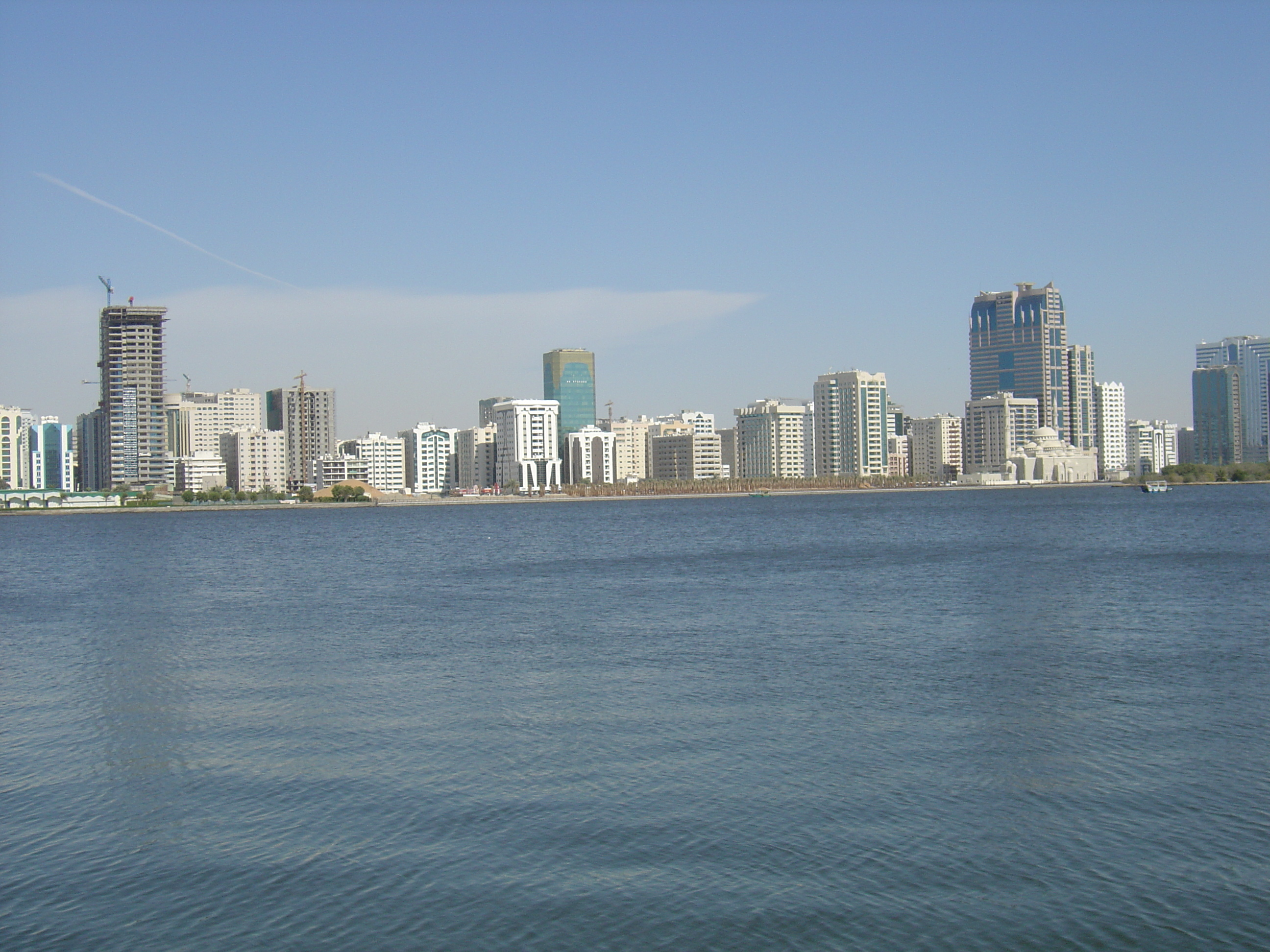 รูปถ่าย สหรัฐอาหรับเอมิเรตส์(United Arab Emirates) ชาร์จา(Sharjah) 2005-03 29