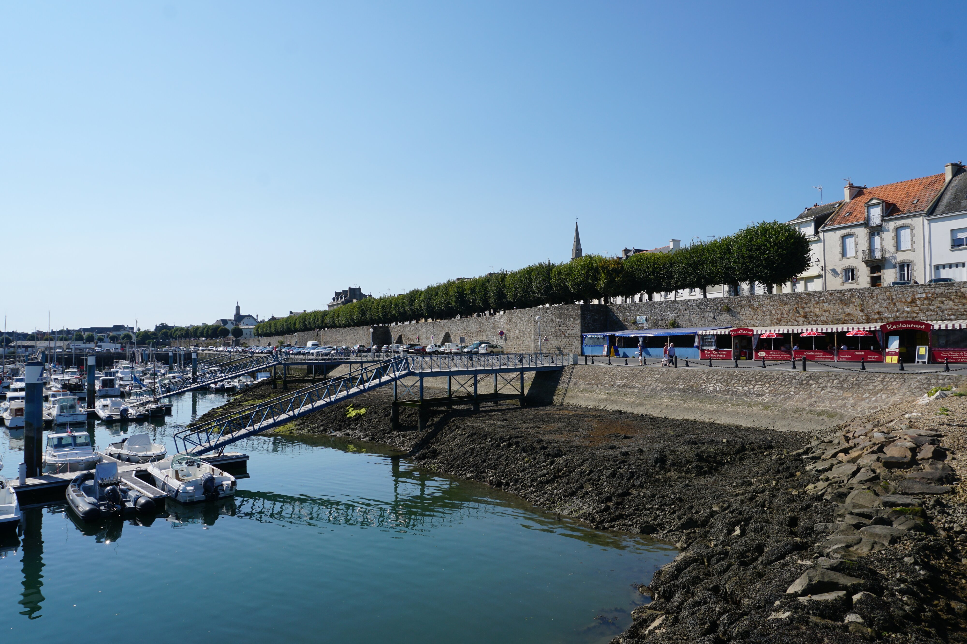 รูปถ่าย ฝรั่งเศส(France) ปอร์หลุยส์(Port Louis) 2016-08 18