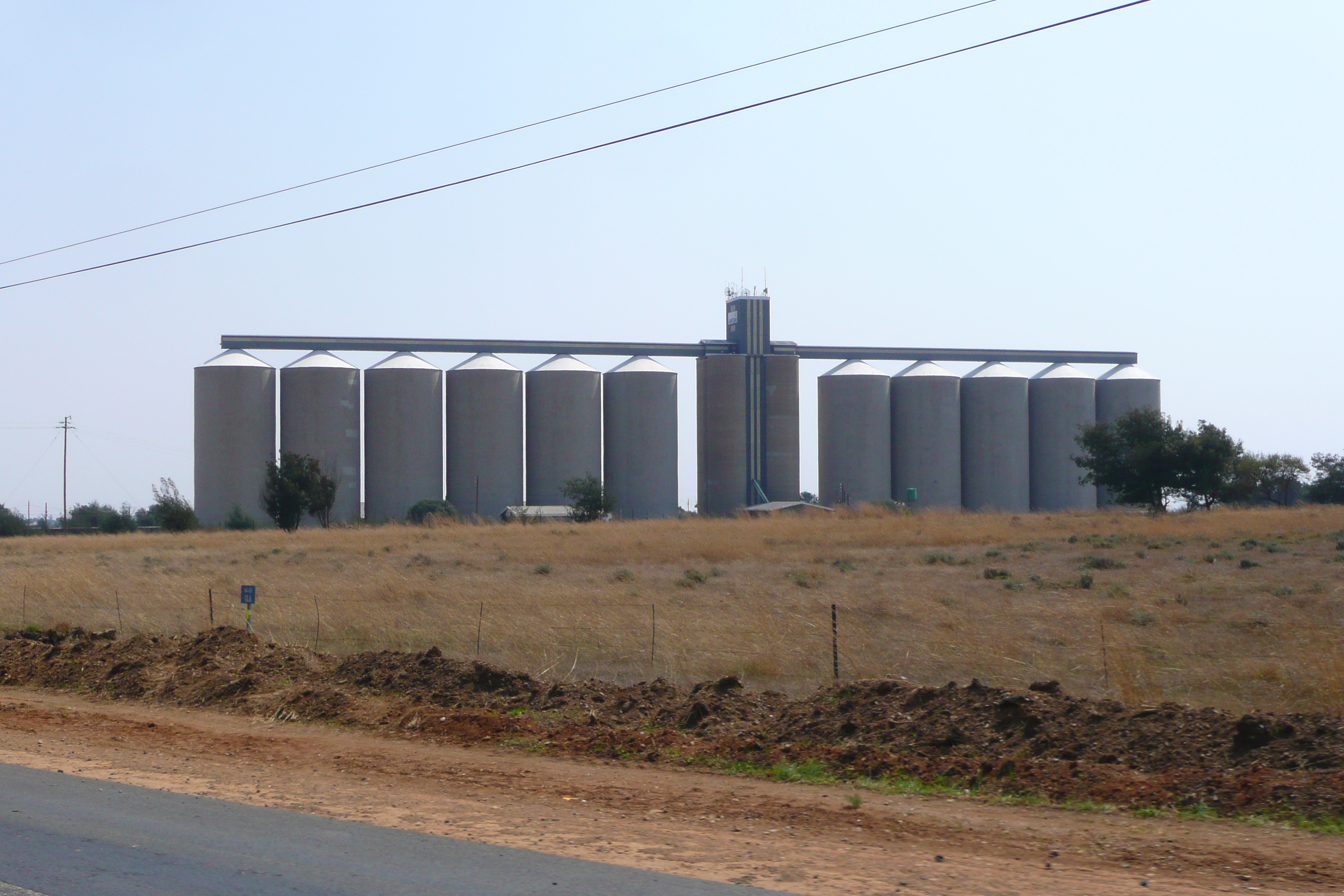 รูปถ่าย แอฟริกาใต้(South Africa) ถนนจากเนลสปรุตไปโจฮันเนสเบิร์ก(Nelspruit to Johannesburg road) 2008-09 30