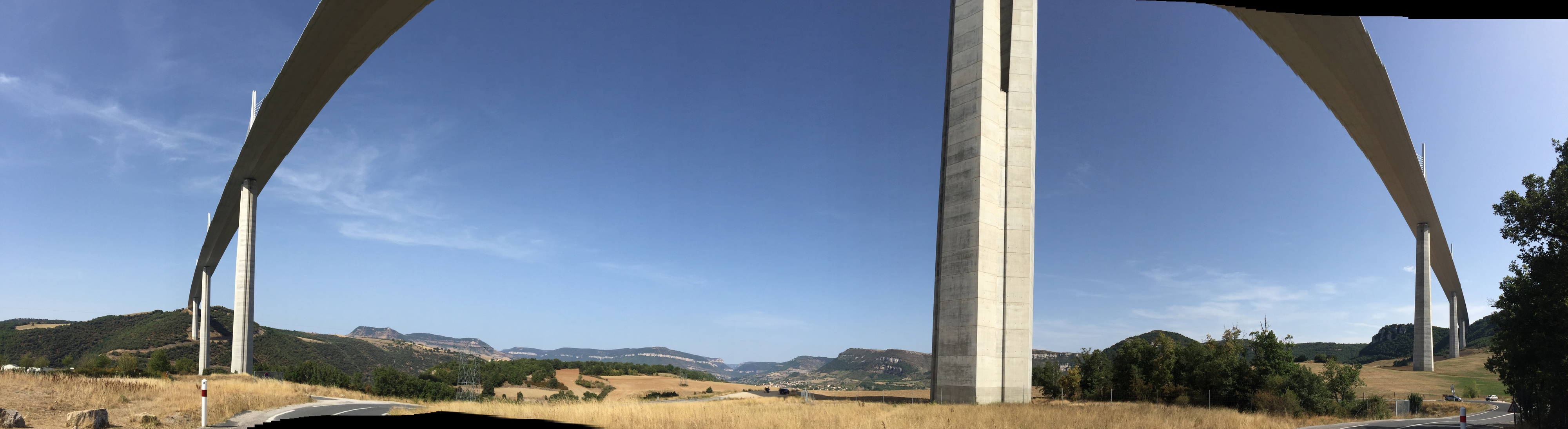 รูปถ่าย ฝรั่งเศส(France) สะพานมีโย(Viaduc de Millau) 2017-08 1