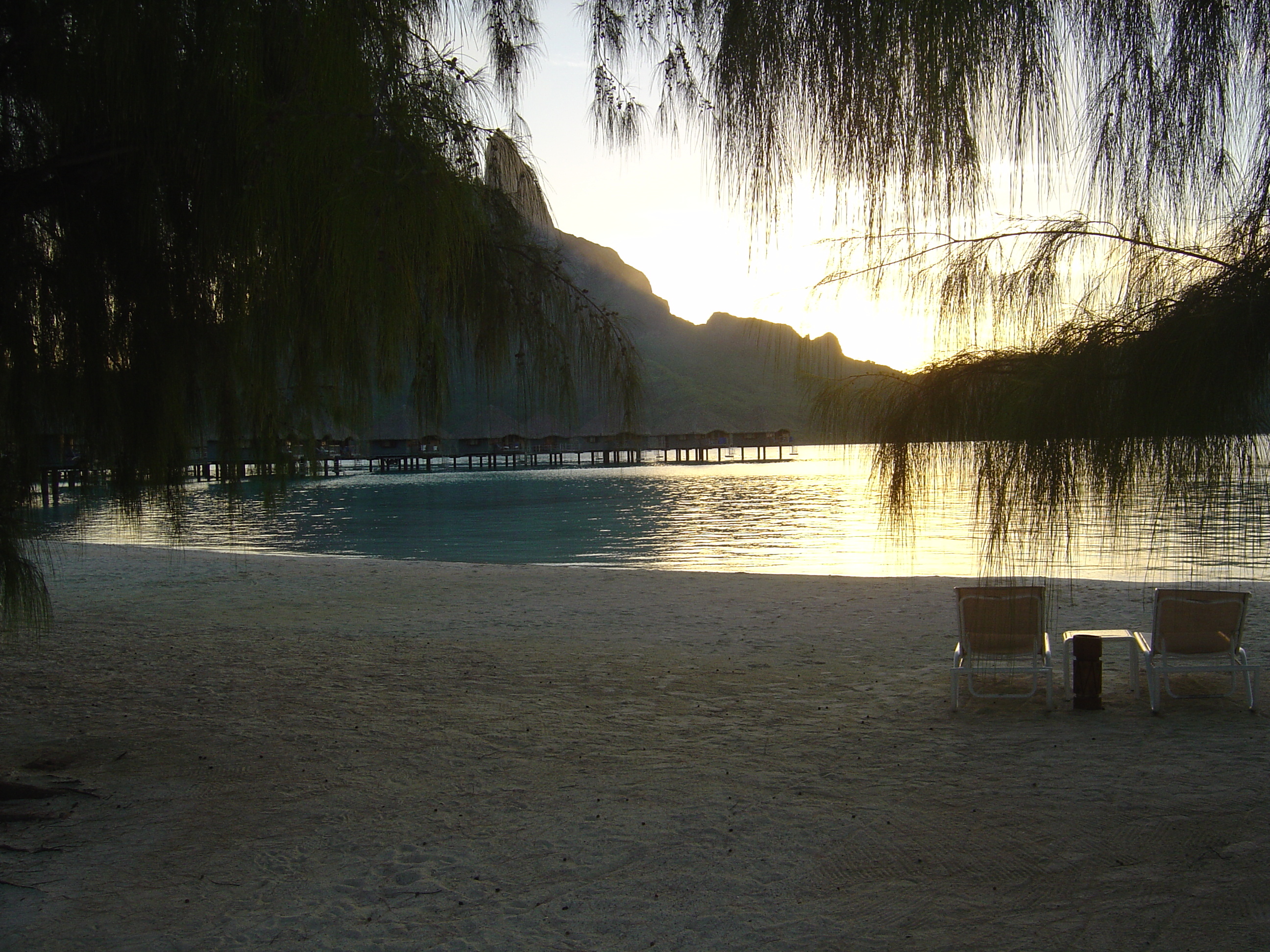 รูปถ่าย เฟรนช์โพลี่นีเซีย(Polynesia) โรงแรมเลอเมอริเดียน โบราโบรา(Meridien Bora Bora Hotel) 2006-04 242