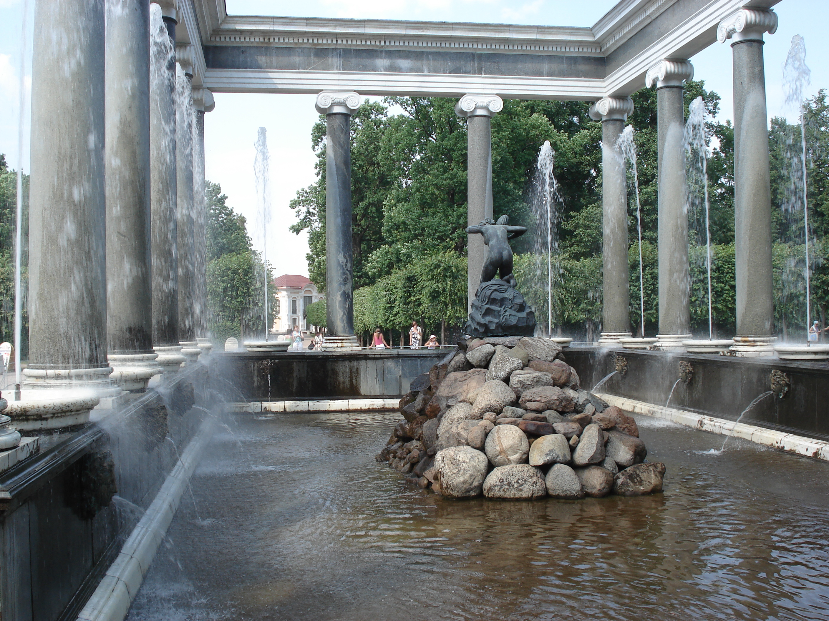 รูปถ่าย รัสเซีย(Russia) เปโทรดโวเรทส์(Petrodvorets) 2006-07 14