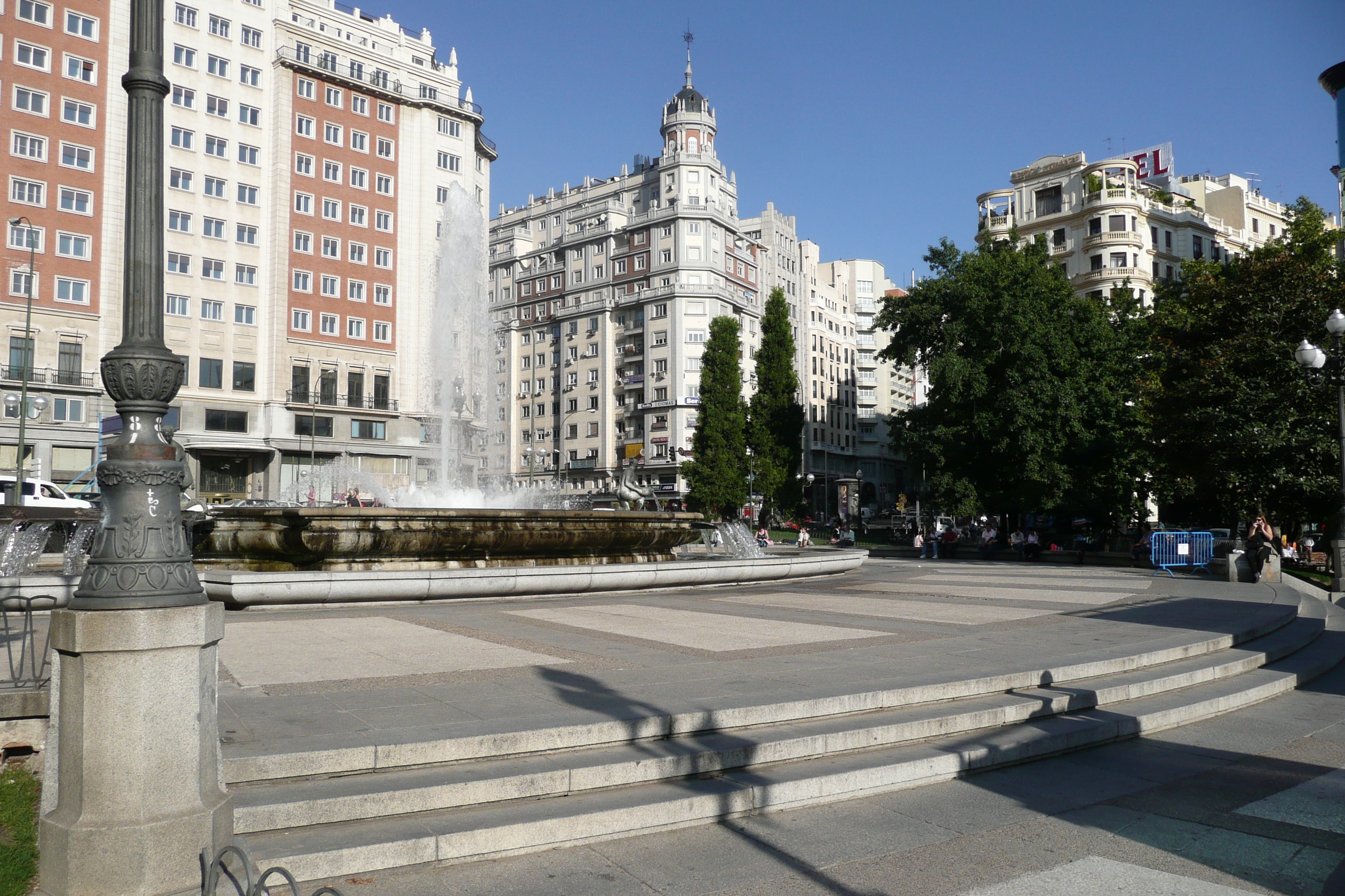 รูปถ่าย สเปน(Spain) มาดริค(Madrid) จัตุรัสเอสปัญญา(Plaza de Espana) 2007-09 3