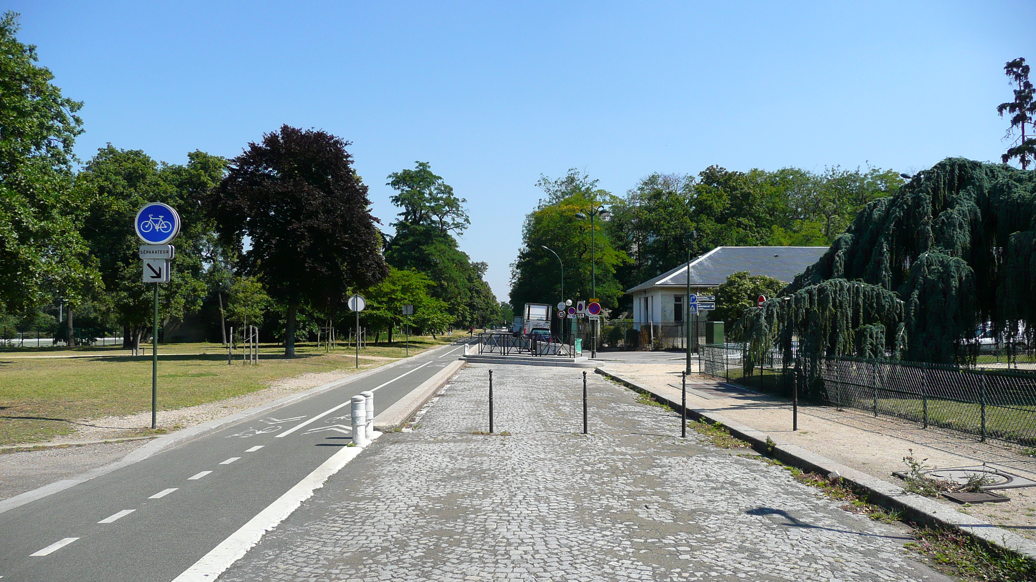 รูปถ่าย ฝรั่งเศส(France) ปารีส(Paris) ประตูลามุแวต(Porte de la Muette) 2007-08 11