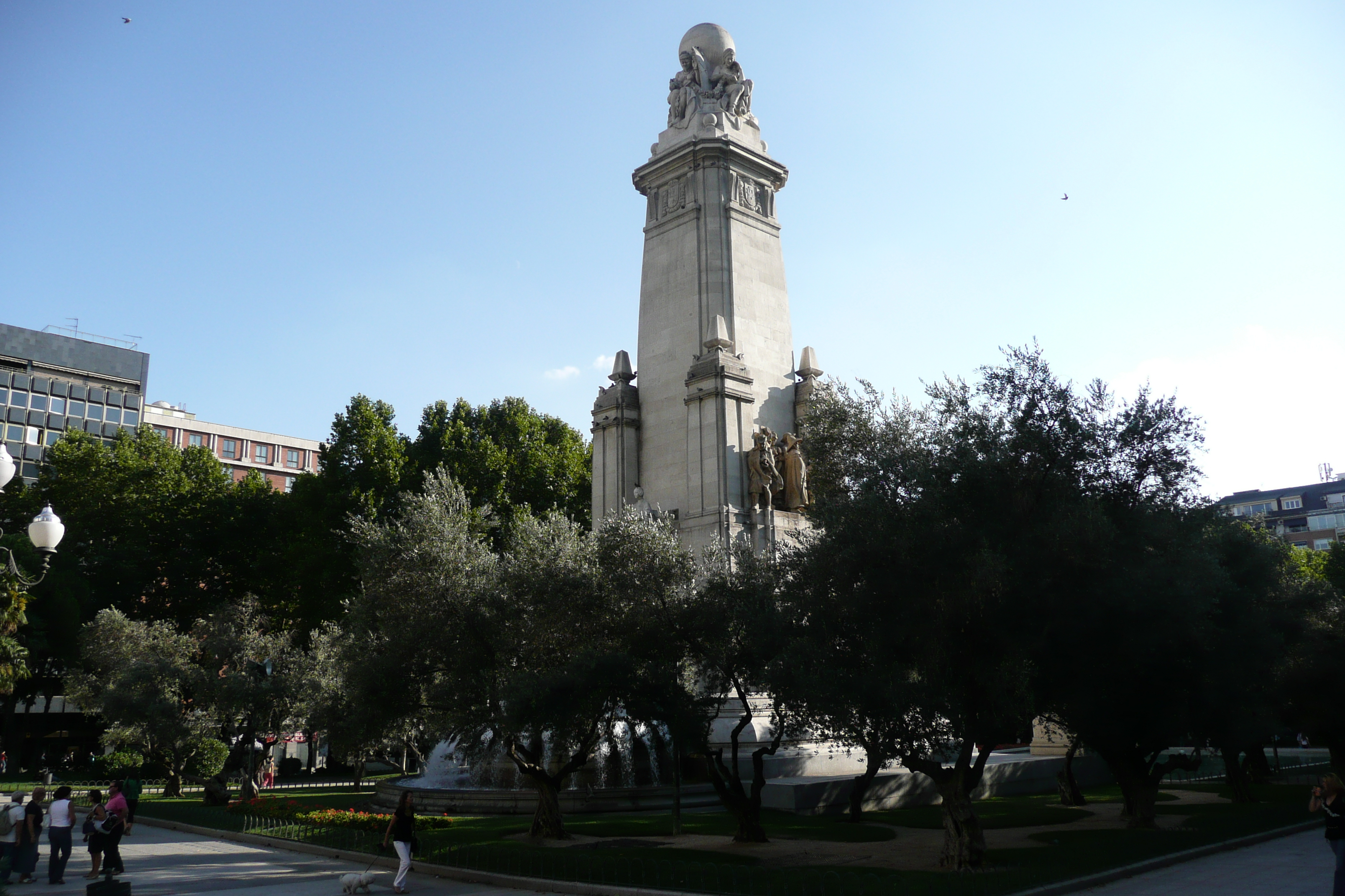 รูปถ่าย สเปน(Spain) มาดริค(Madrid) จัตุรัสเอสปัญญา(Plaza de Espana) 2007-09 78