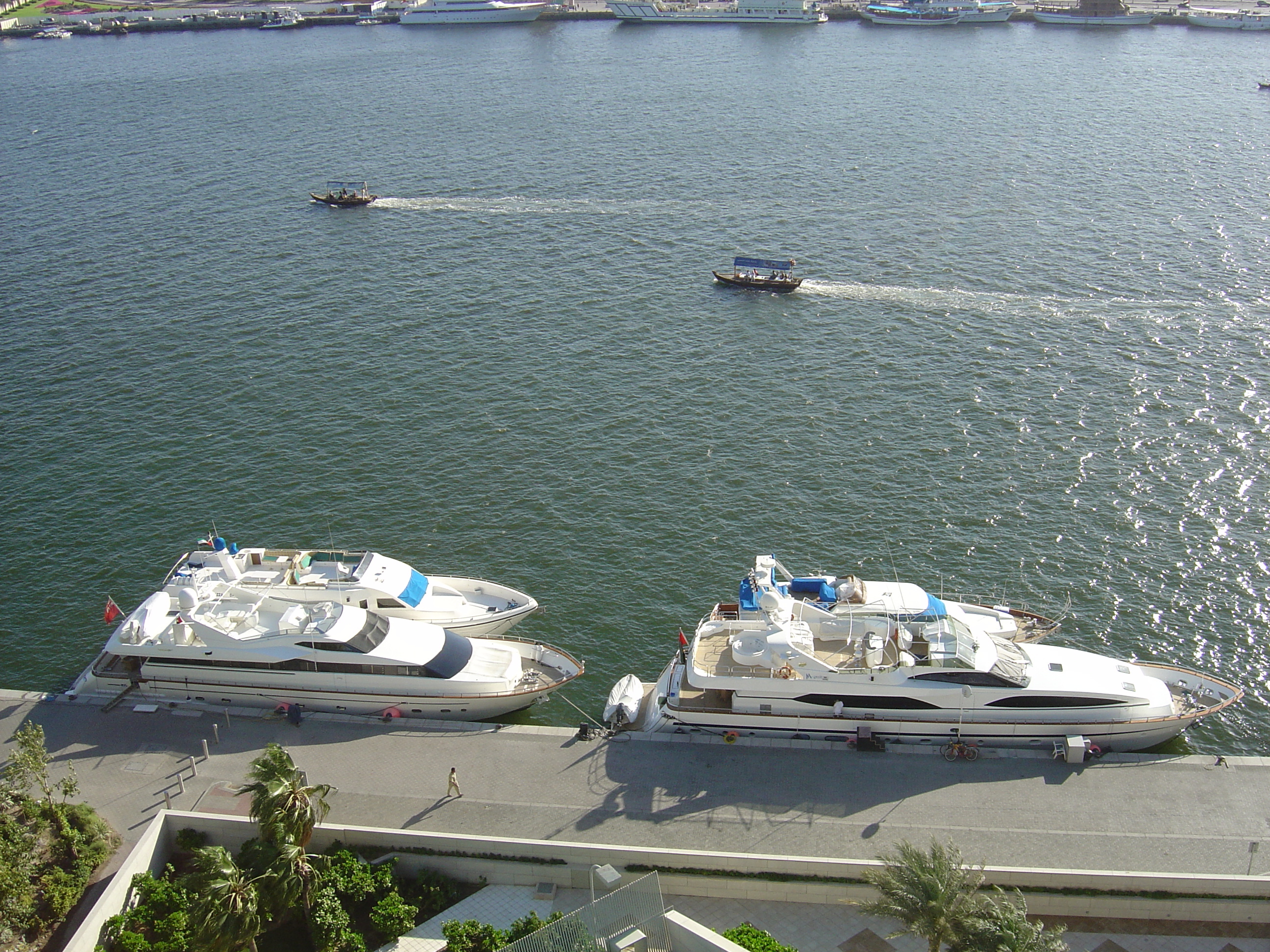 รูปถ่าย สหรัฐอาหรับเอมิเรตส์(United Arab Emirates) ดูไบ(Dubai) 2005-03 77