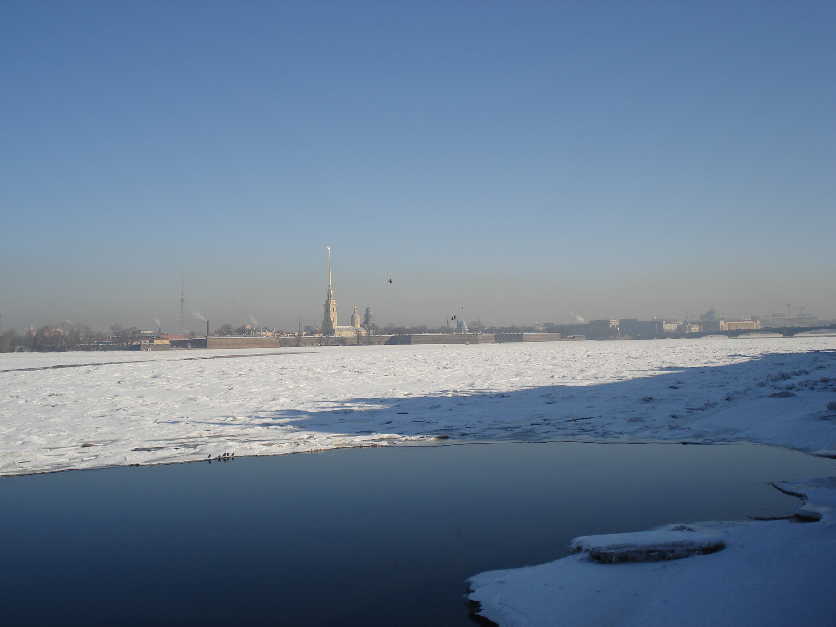 รูปถ่าย รัสเซีย(Russia) เซนต์ปีเตอร์สเบิร์ก(St Petersburg) เนวา(Neva) 2006-03 64