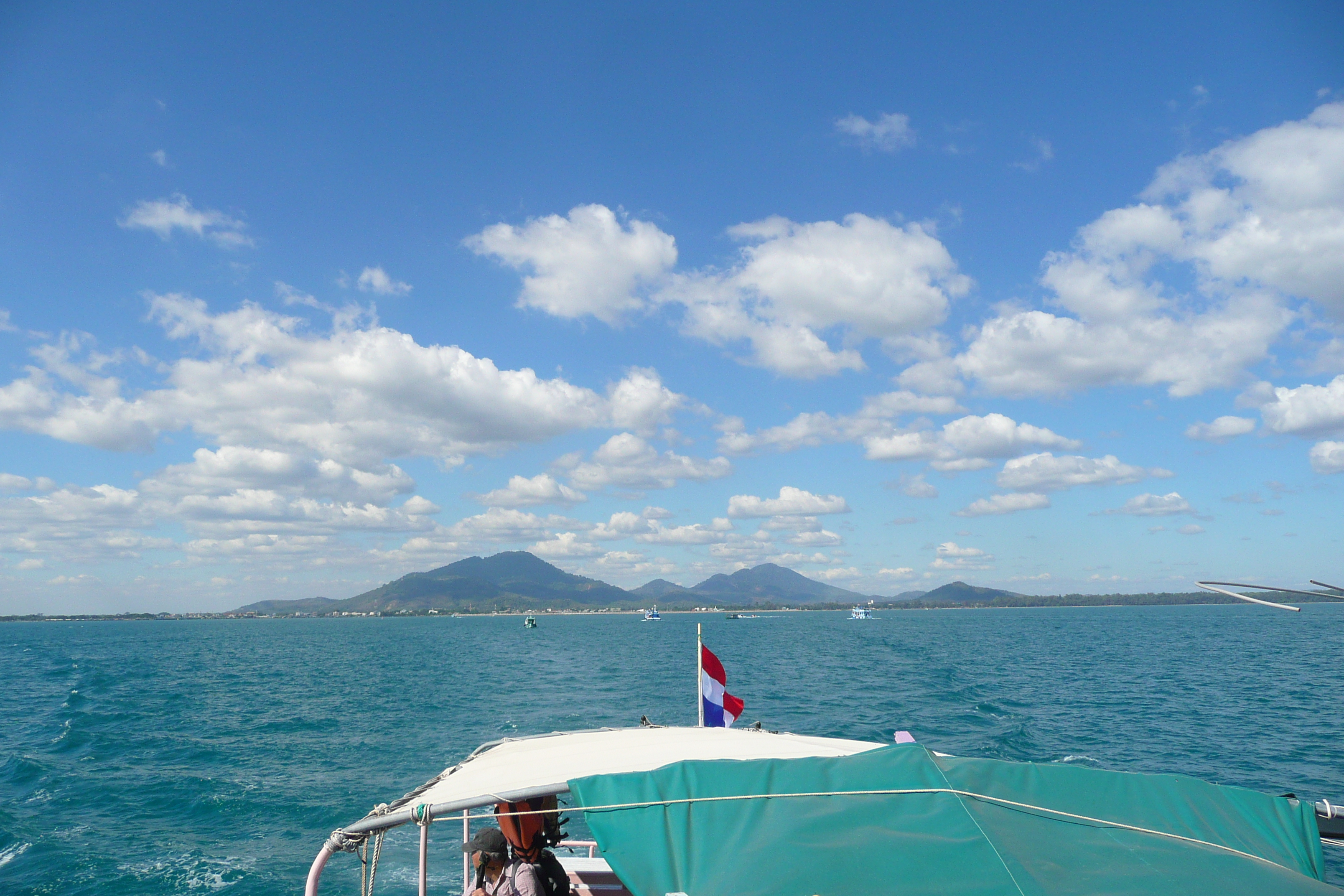 รูปถ่าย ไทย(Thailand) ถนนจากพัทยาไปเกาะเสม็ด(Pattaya to Ko Samet road) 2008-12 66