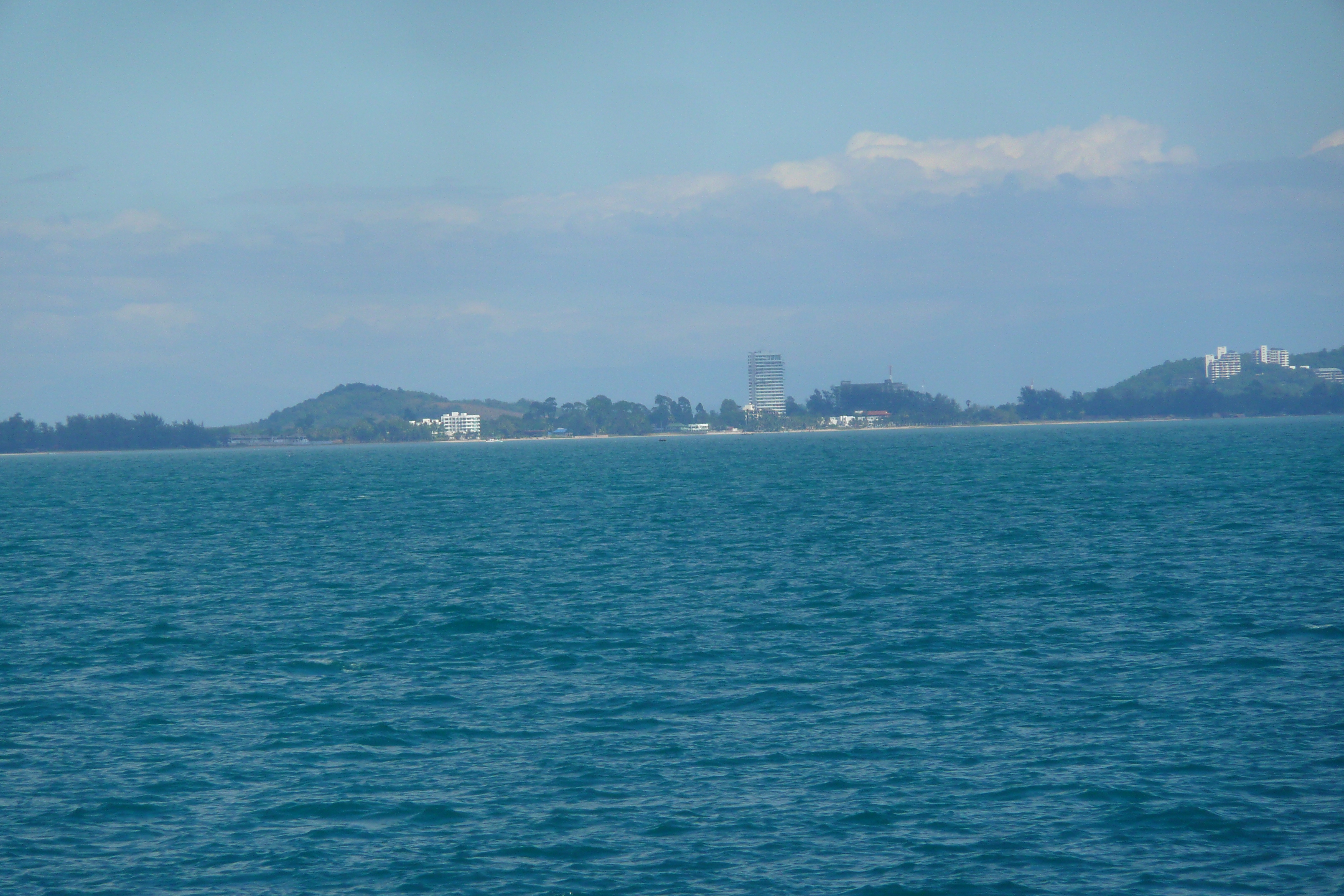 รูปถ่าย ไทย(Thailand) ถนนจากพัทยาไปเกาะเสม็ด(Pattaya to Ko Samet road) 2008-12 94