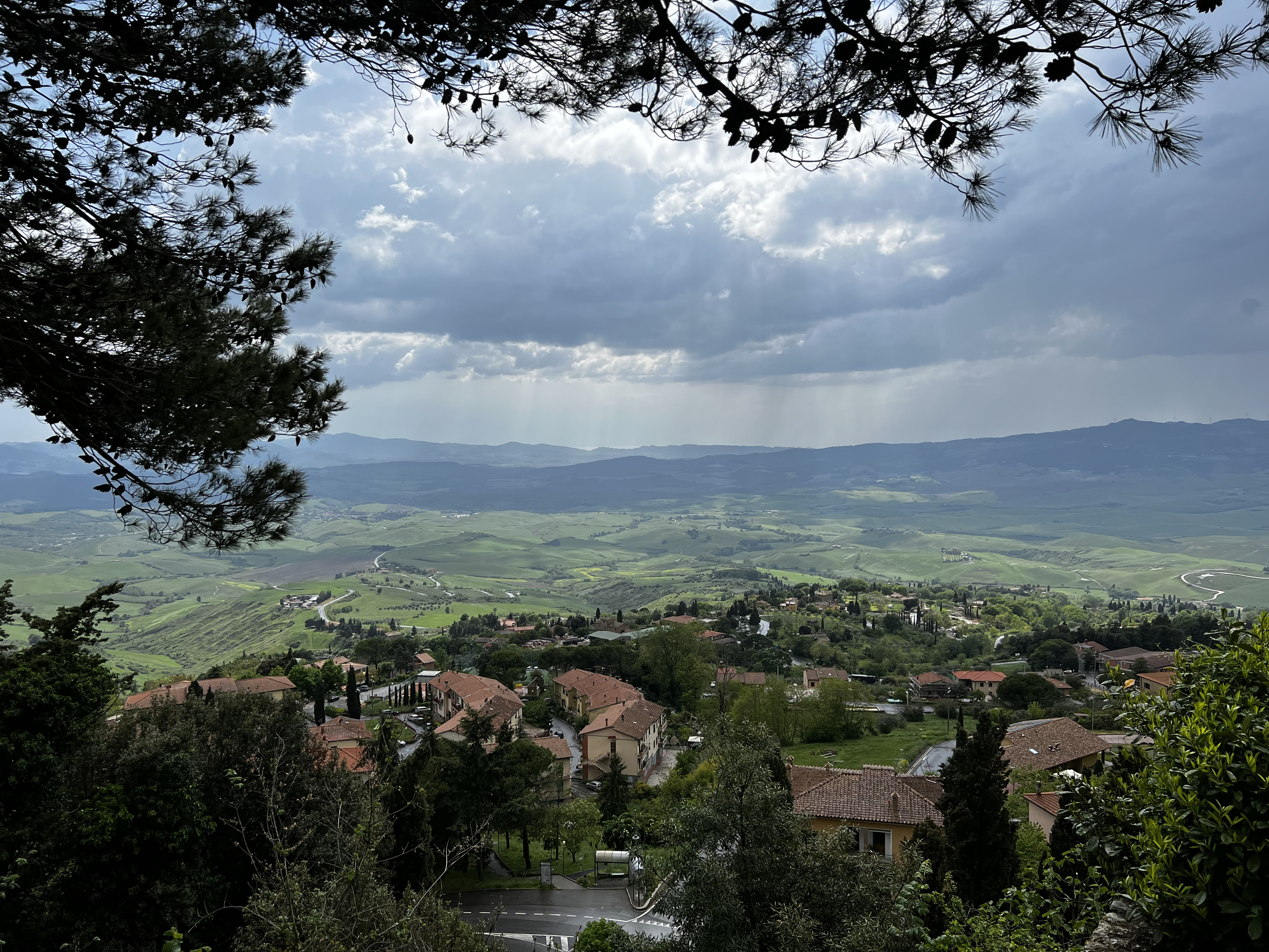 รูปถ่าย อิตาลี(Italy) วอลแตร์รา(Volterra) 2022-05 39