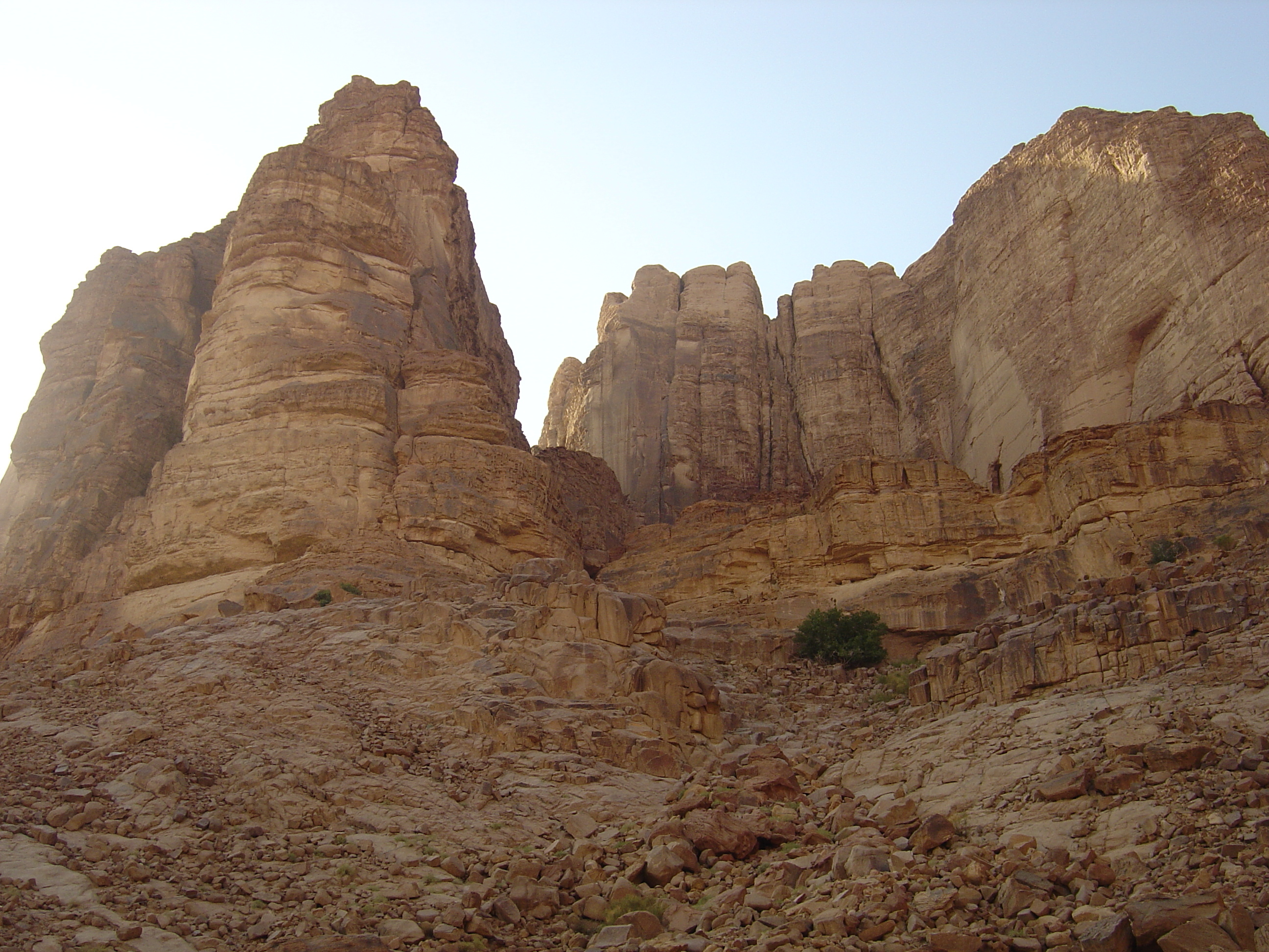 รูปถ่าย จอร์แดน(Jordan) ทะเลทรายวาดีรัม(Wadi Rum Desert) 2004-10 41