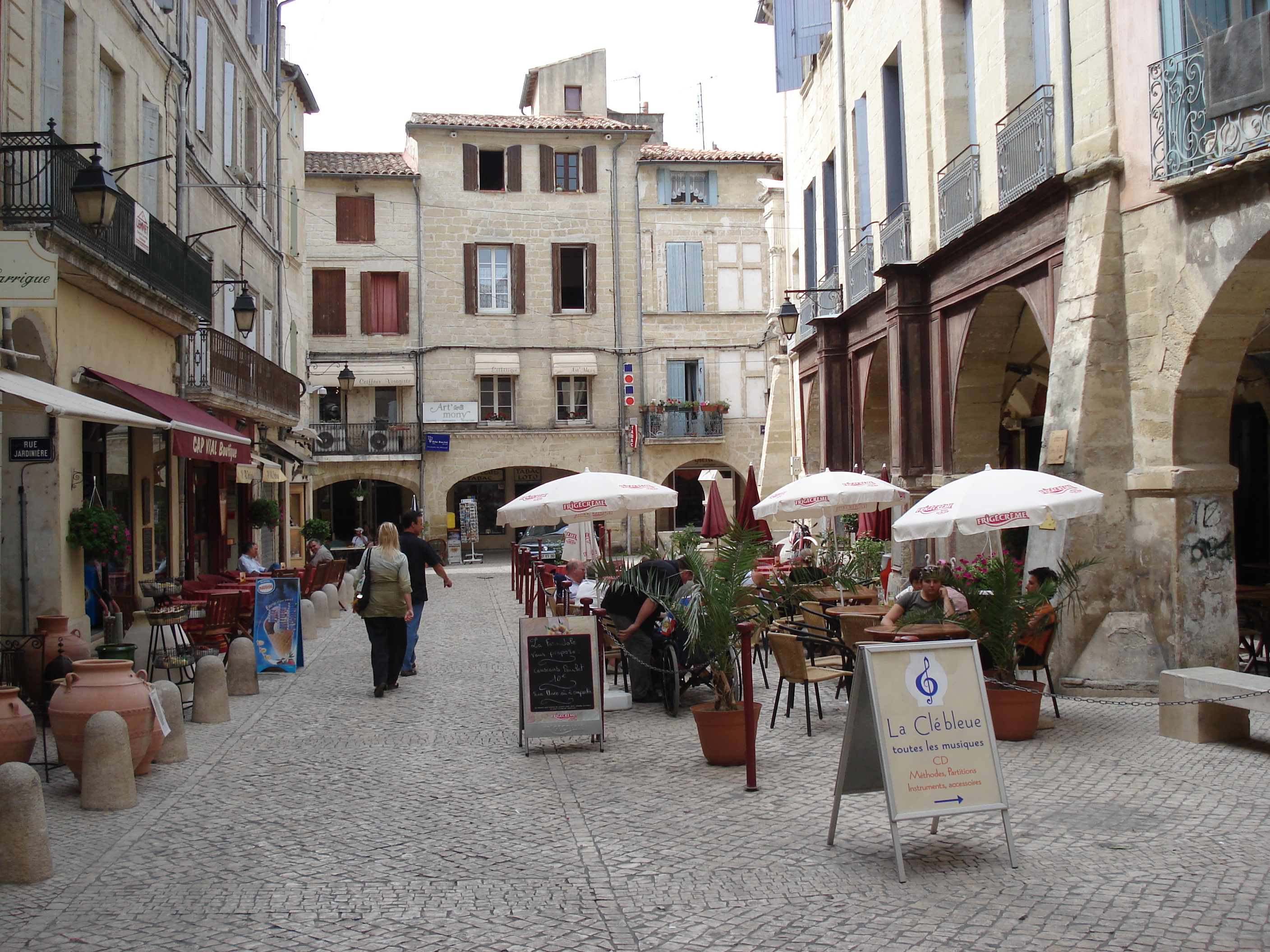 รูปถ่าย ฝรั่งเศส(France) โซเมียร์(Sommieres) 2006-06 5