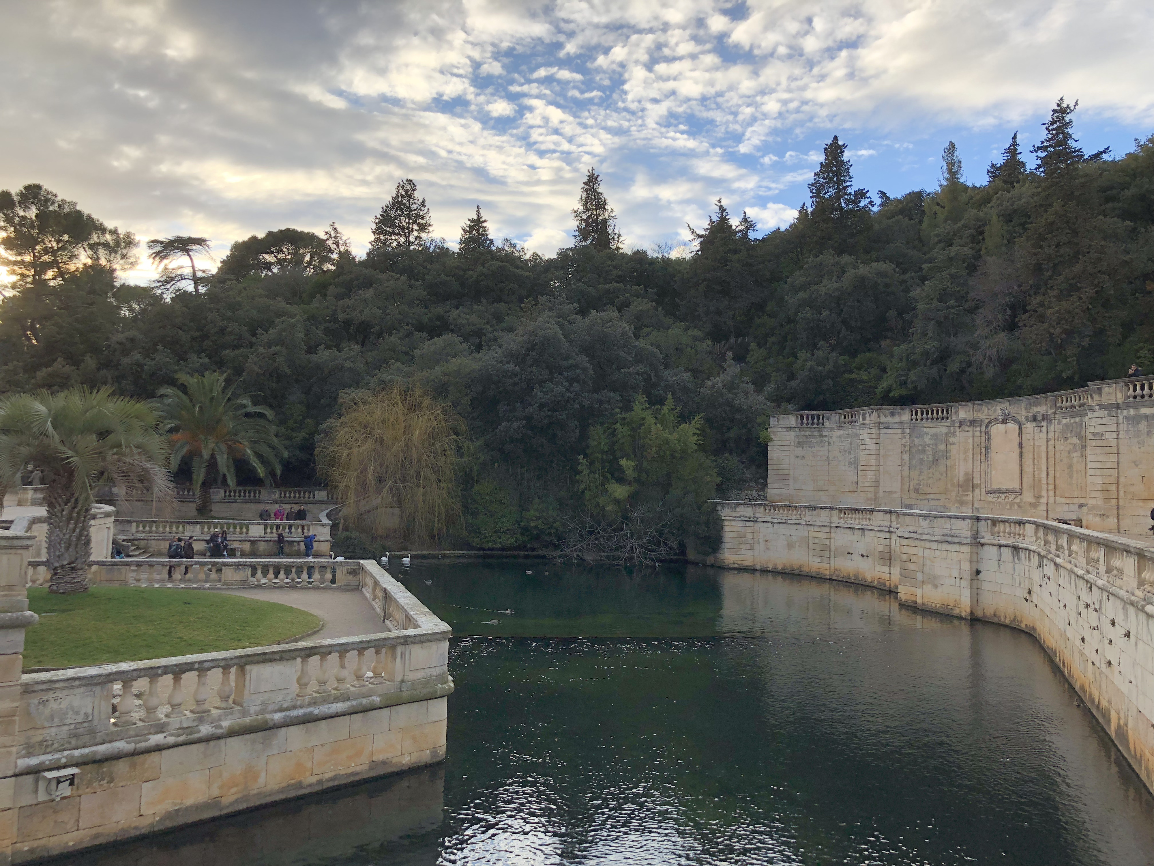รูปถ่าย ฝรั่งเศส(France) นีเมอ(Nimes) 2018-02 22