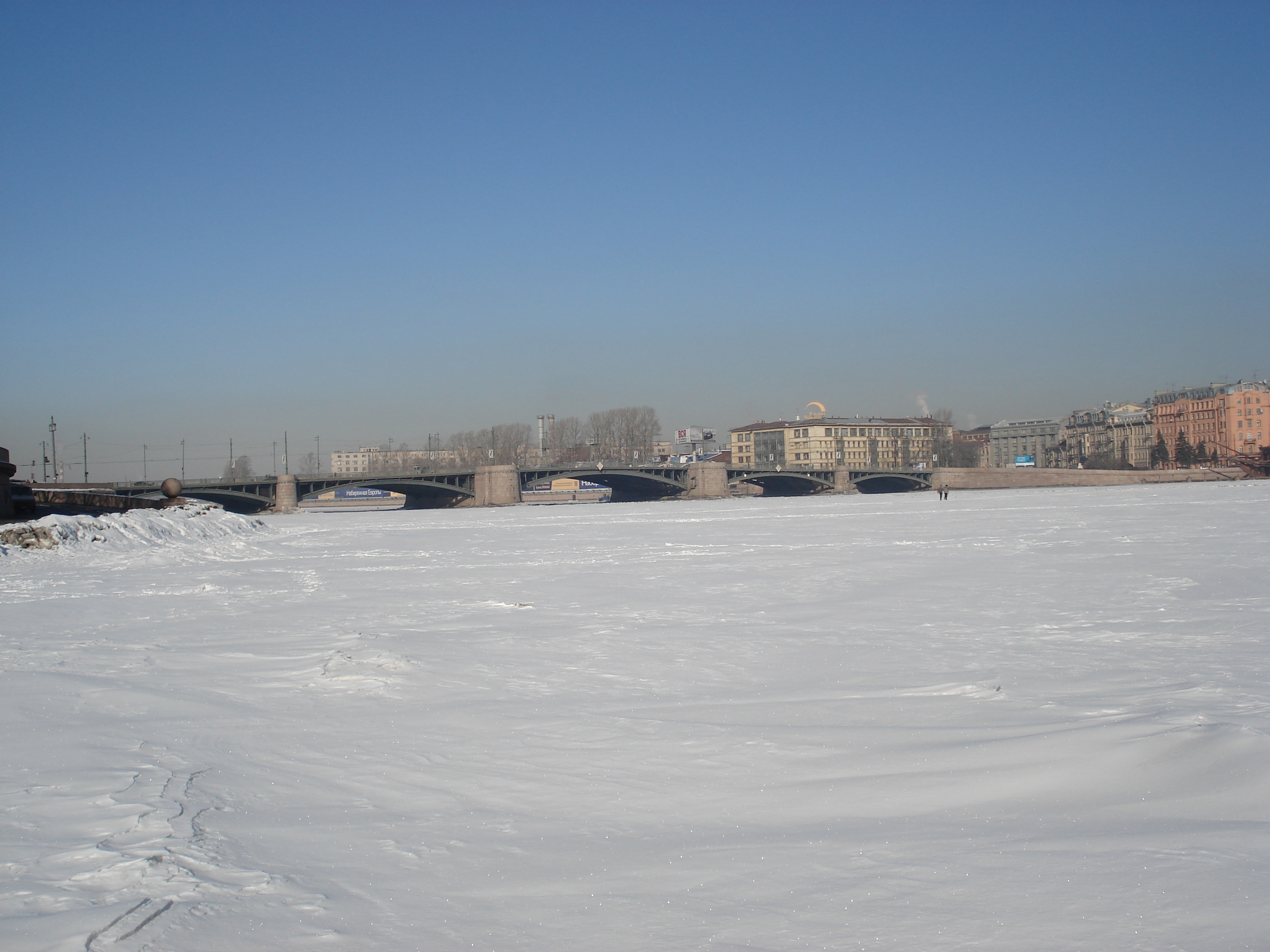รูปถ่าย รัสเซีย(Russia) เซนต์ปีเตอร์สเบิร์ก(St Petersburg) เนวา(Neva) 2006-03 27