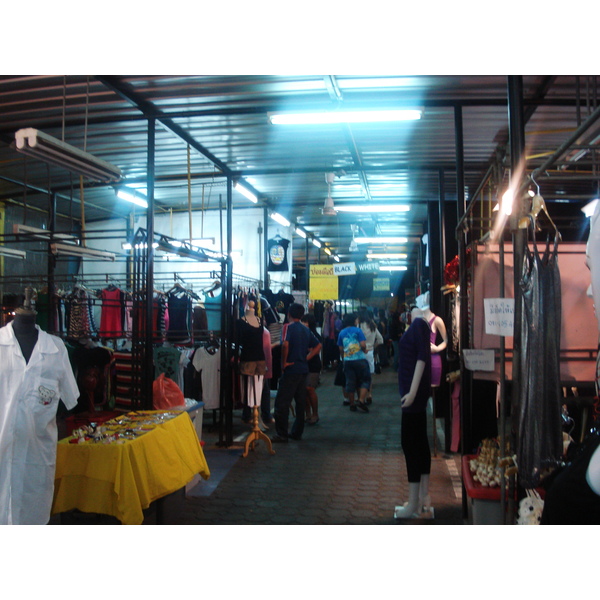 รูปถ่าย ไทย(Thailand) พิษณุโลก(Phitsanulok) ถนนพุทธบูชา(Puttabucha) 2008-01 11