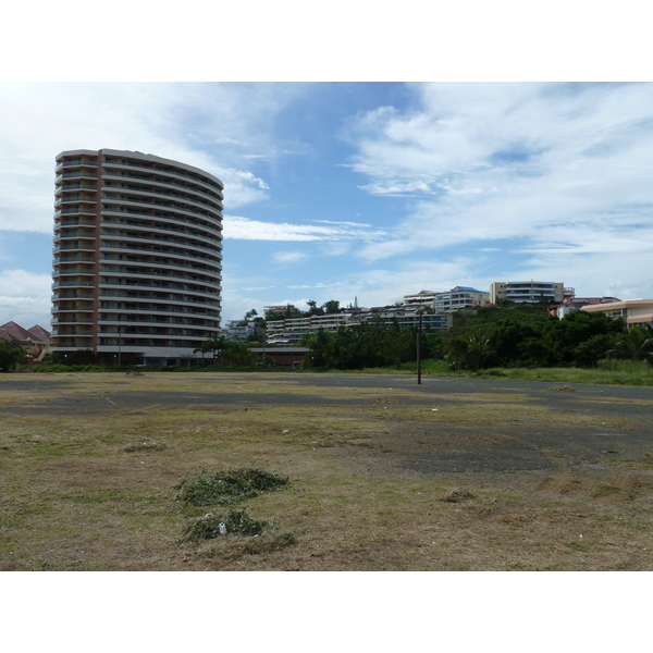 รูปถ่าย นิวแคลิโดเนีย(New Caledonia) นูเมอา(Noumea) อ่าวอ็องส์วาตา(Anse Vata) 2010-05 24