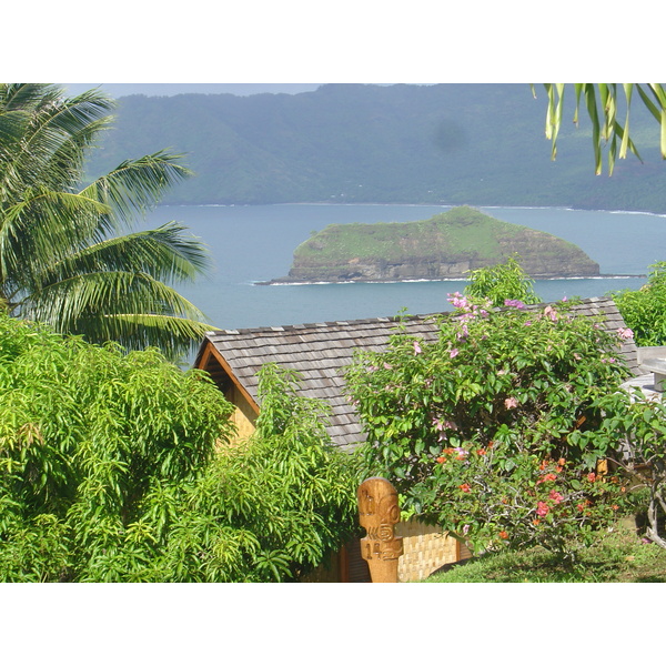 รูปถ่าย เฟรนช์โพลี่นีเซีย(Polynesia) หมู่เกาะมาร์เคซัส(Marquises) 2006-04 15