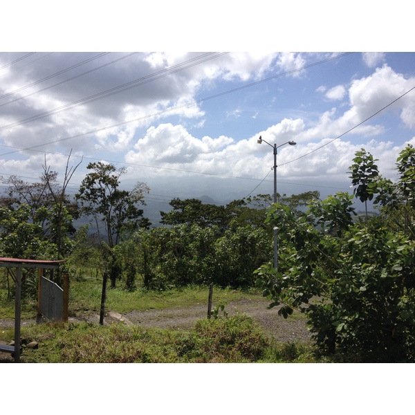 รูปถ่าย คอสตาริกา(Costa Rica) ตูร์รีอัลบา(Turrialba) 2015-03 79